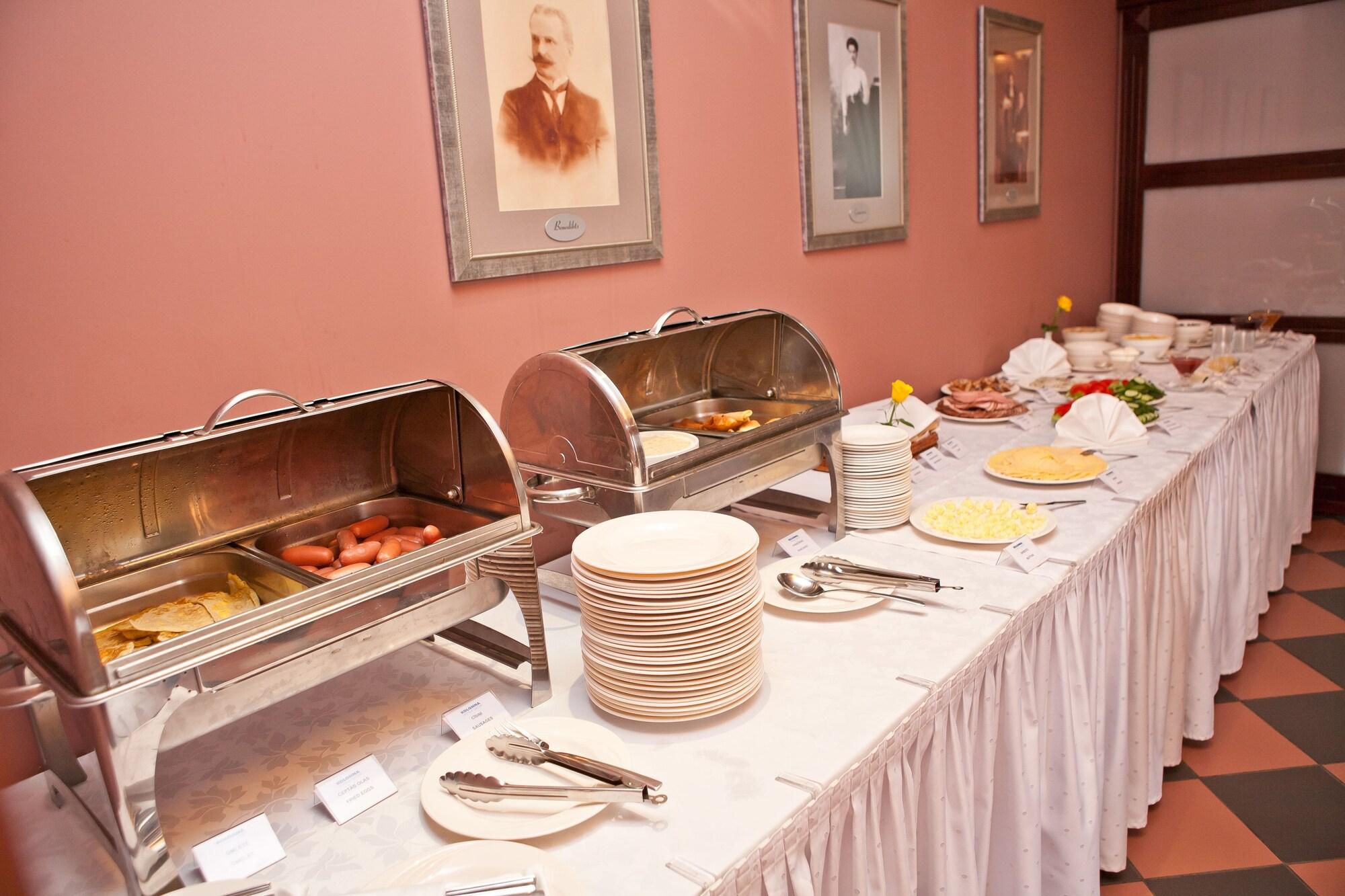Restaurant KOLONNA Hotel Rezekne
