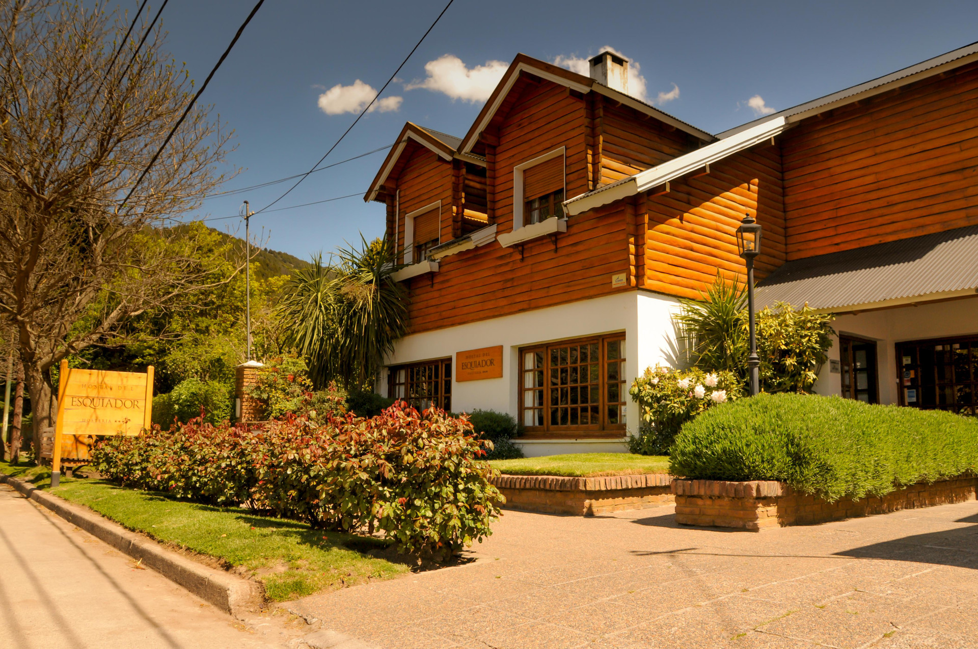 Vista Exterior Hostal del Esquiador
