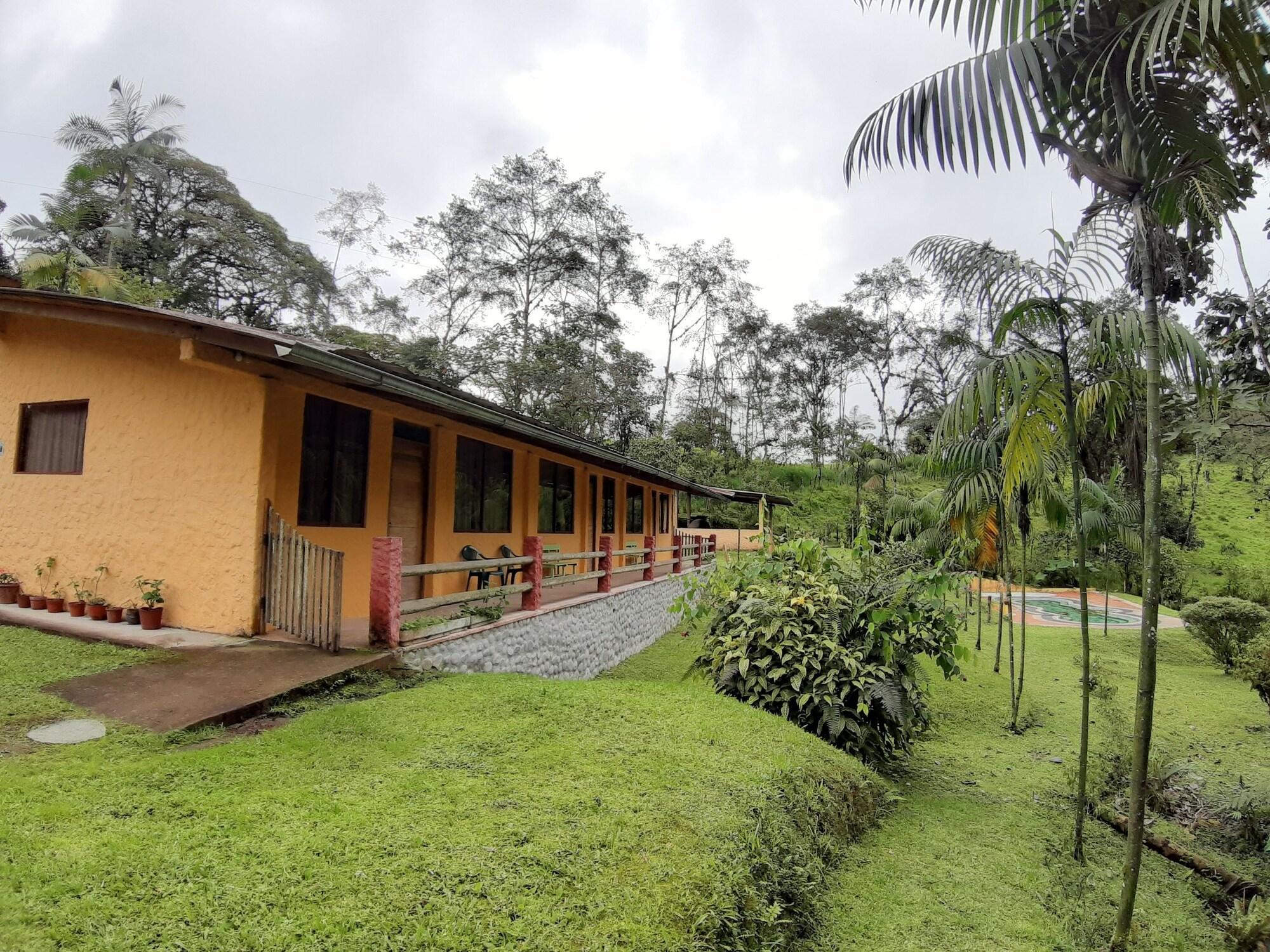 Varios Mindo Loma Bird Lodge