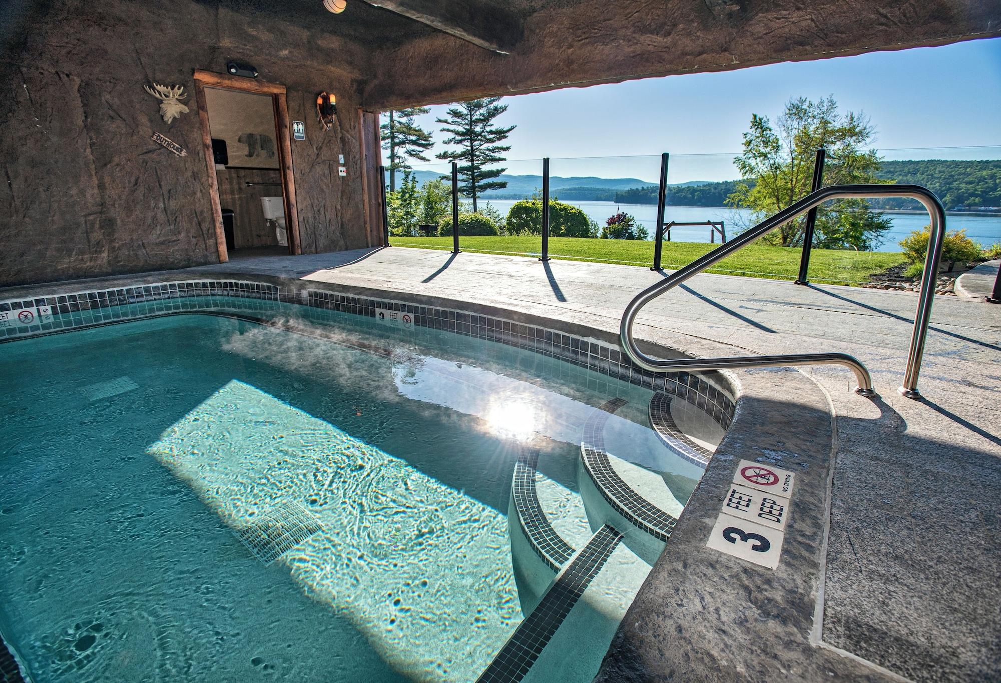 Spa Lodges At Cresthaven