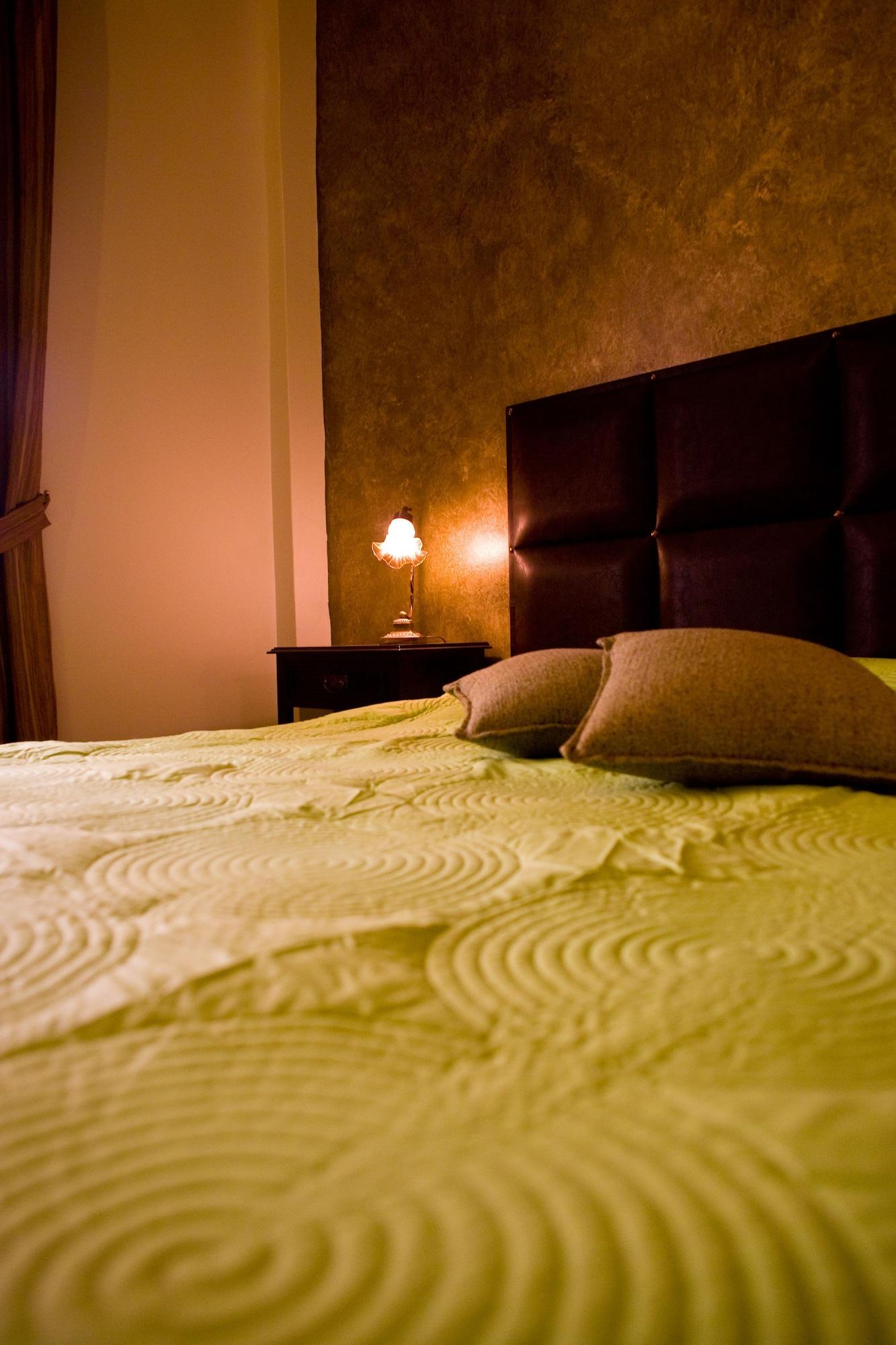 Set de Habitación Andromeda Suites