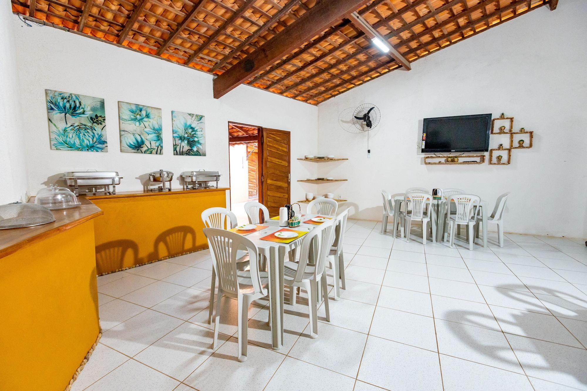 Restaurante OYO Hotel Das Pedras