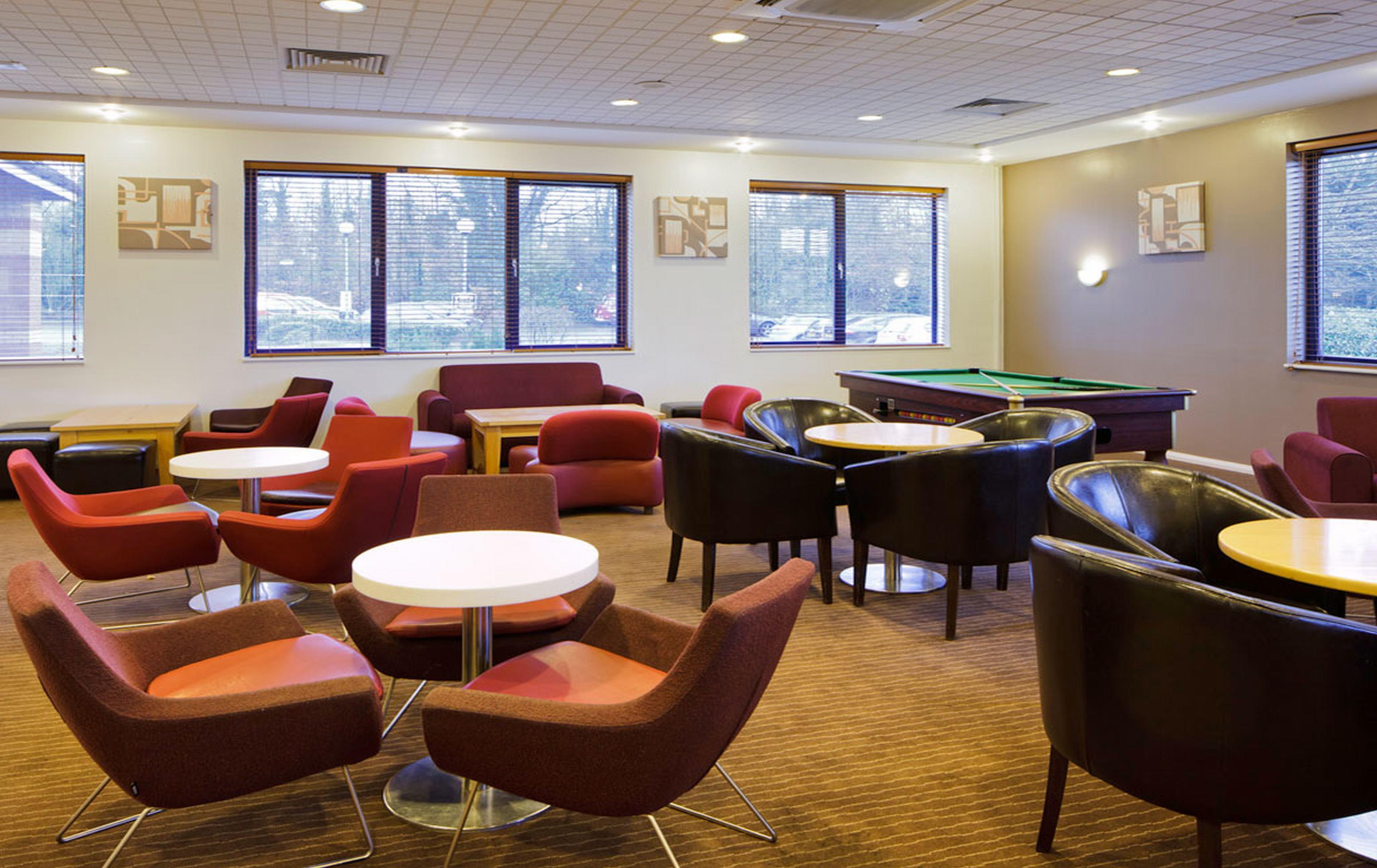 Vista Lobby ibis Preston North