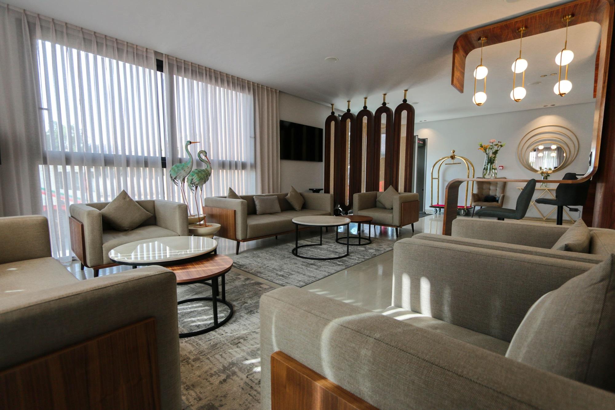 Vista Lobby Urban Hotel and Spa
