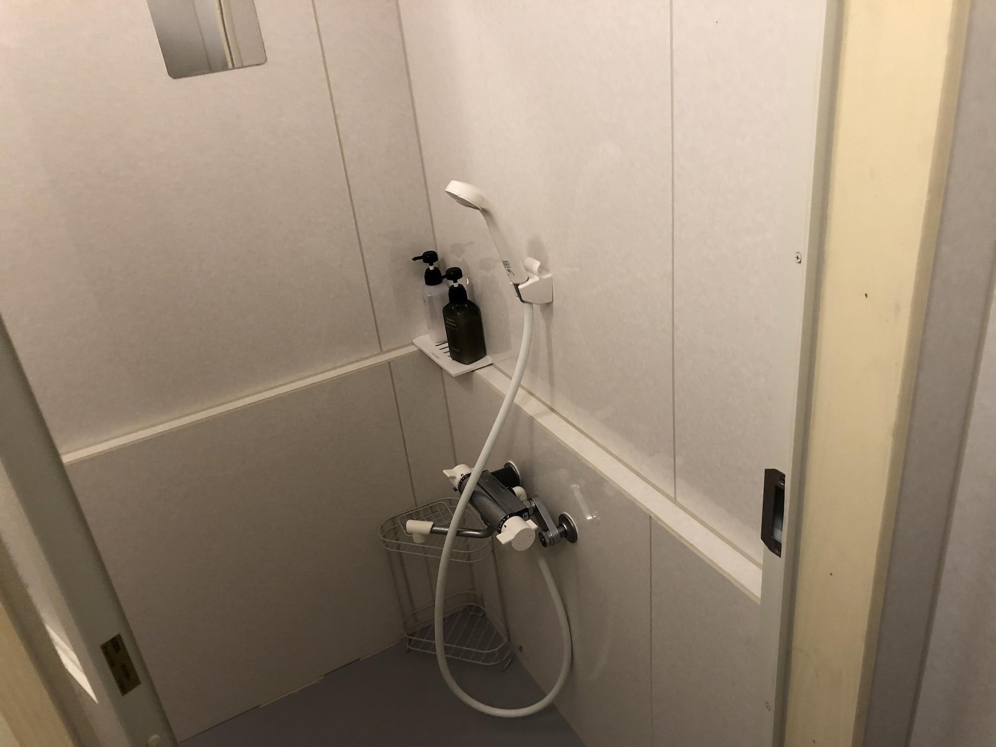 Equipamiento de Habitación Business Hotel Tenmonkan Park - Hostel