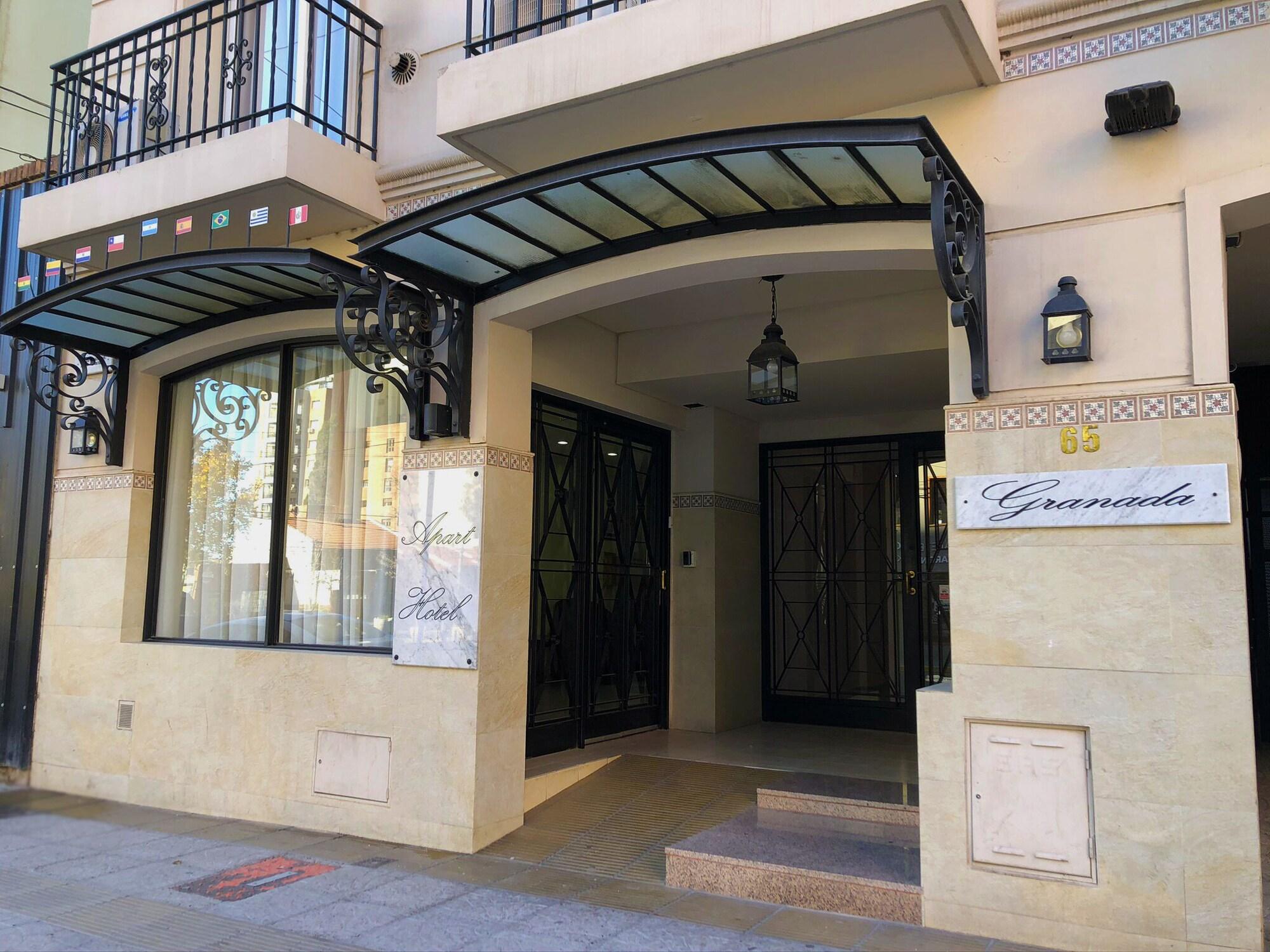 Varios Apart Hotel Granada