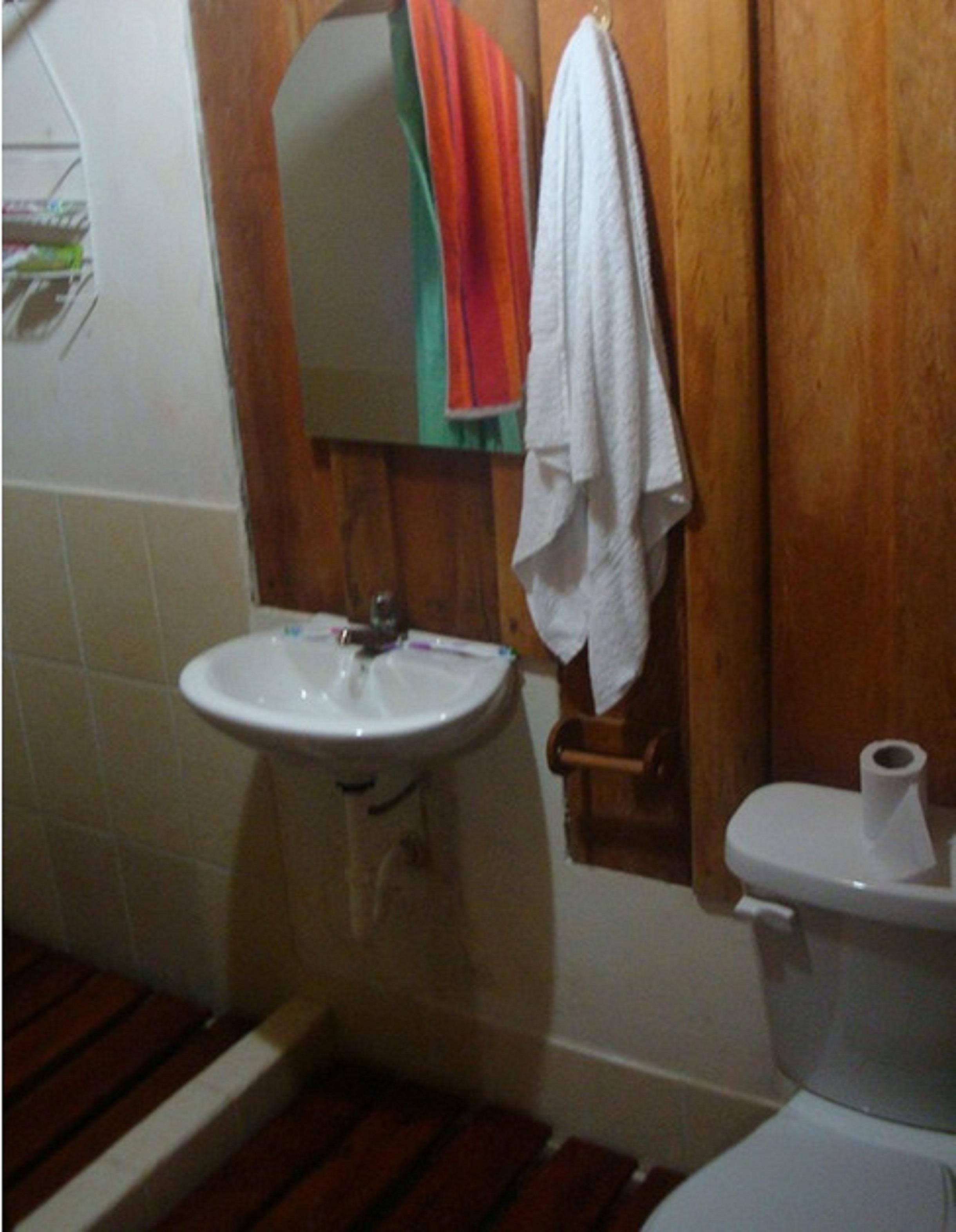 Baño LA MARINA AMAZONICA DEEP JUNGLE LODGE