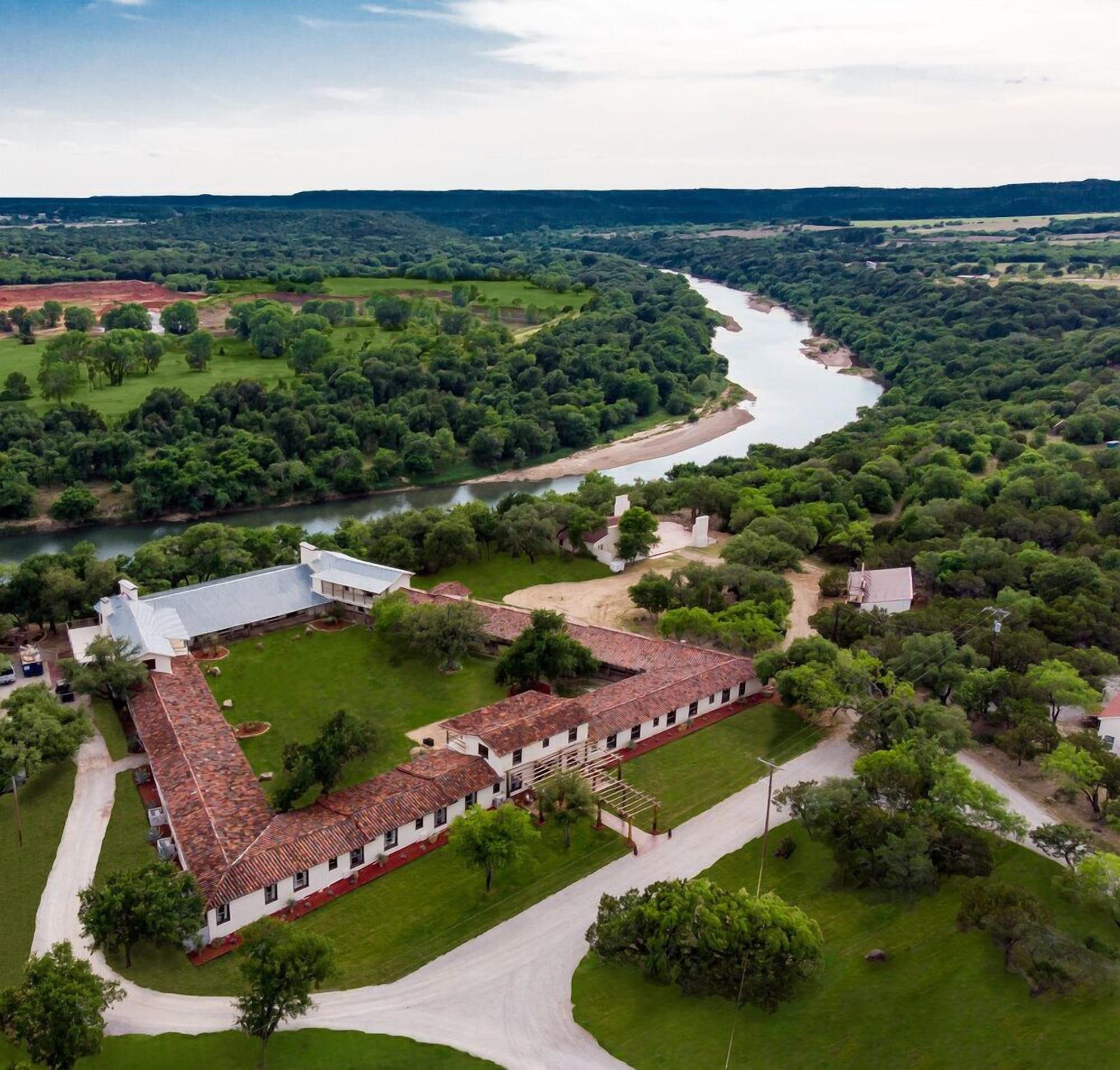 Varios Rest yourself River Ranch