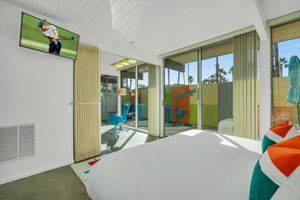 Alquiler Vacacional - Mid Century Modern Villa Condo. 1957 Twin Palms - Downtown - South Palm Springs!