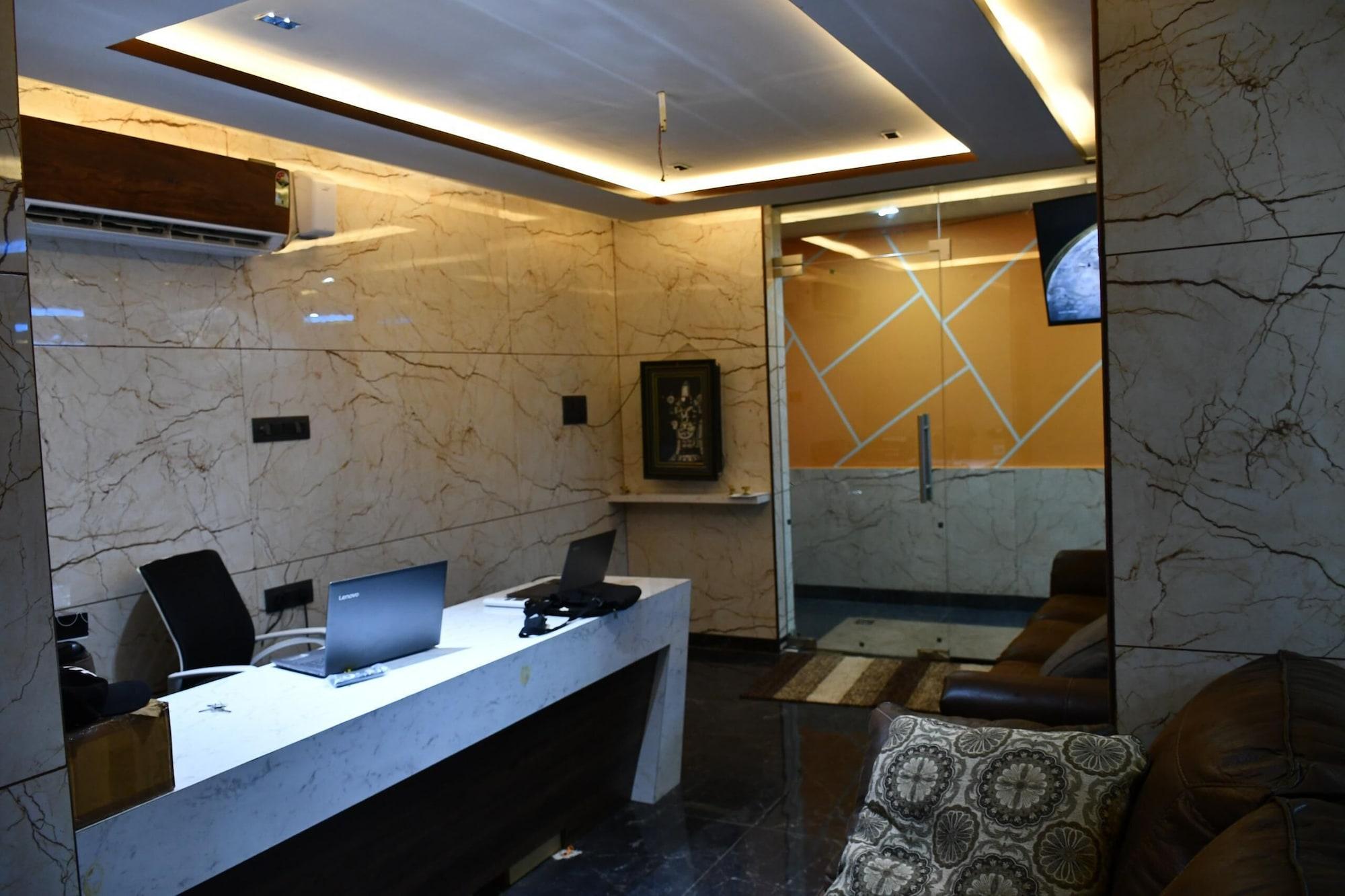Vista Lobby GVP Residency