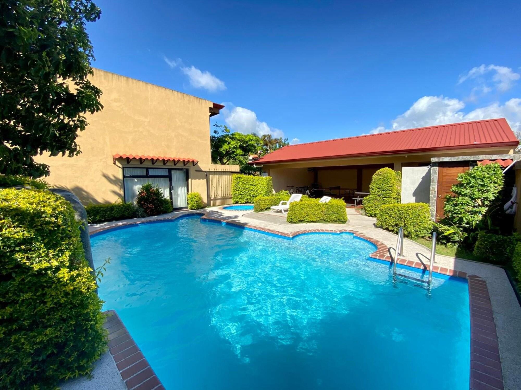 Vista Piscina Hotel Guadalupe