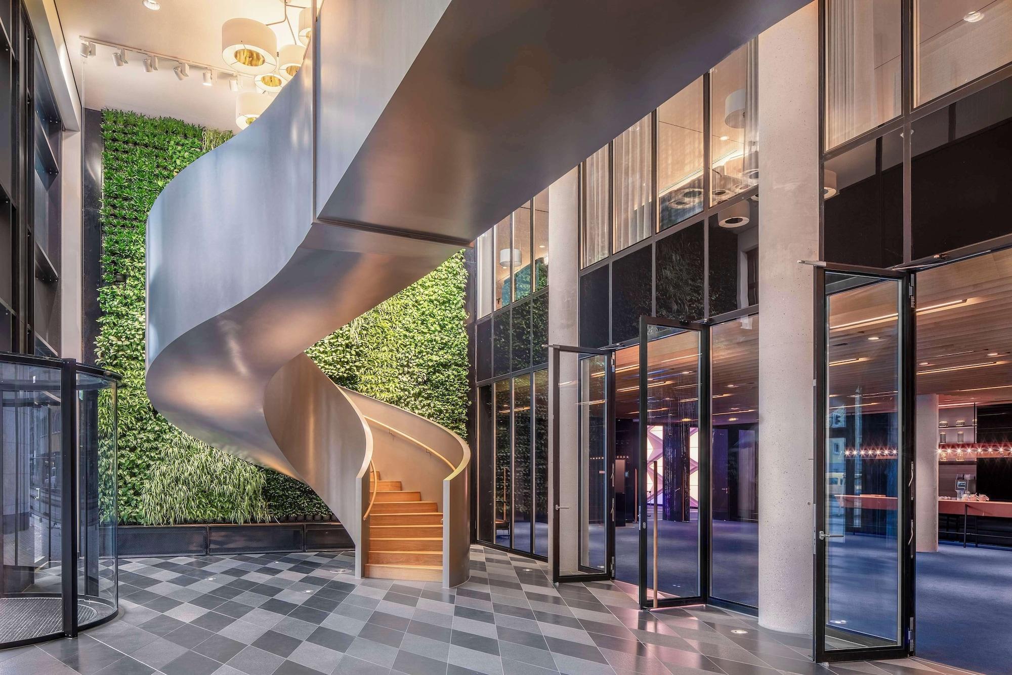 Vista Lobby ANDAZ MUNICH SCHWABINGER TOR, BY HYATT
