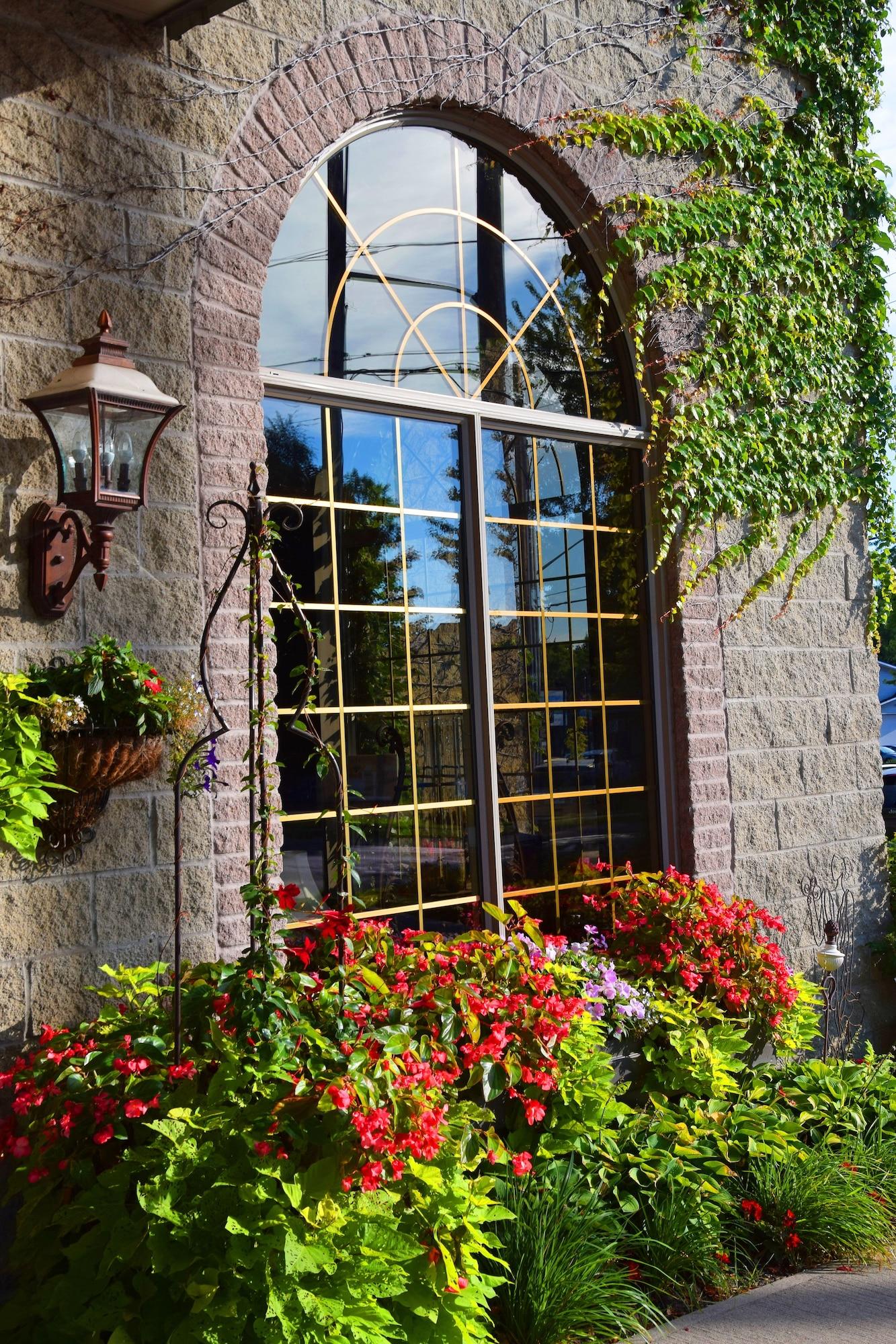 Vista Exterior Stone Gate Inn