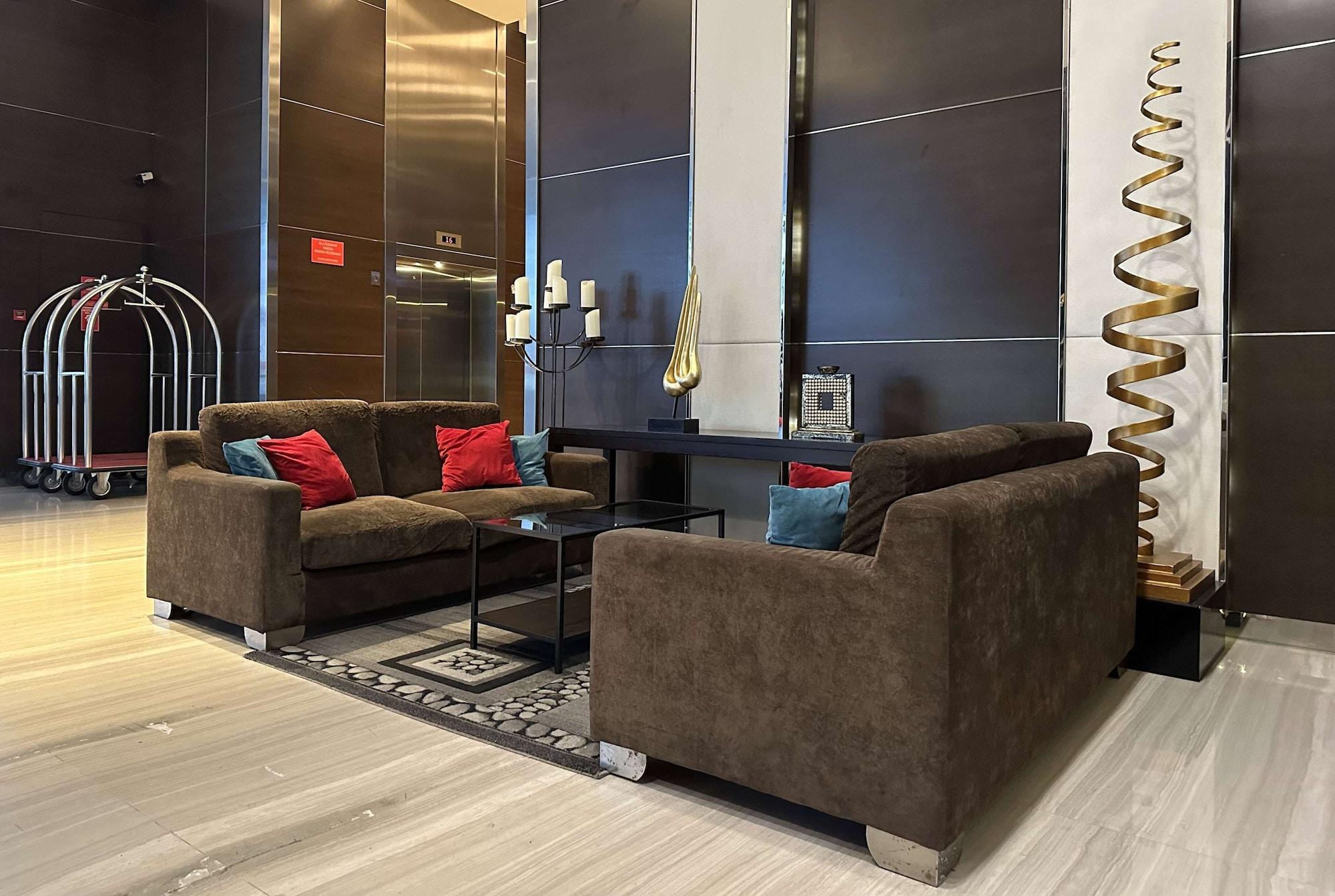 Vista Lobby Ramada Suites by Wyndham Kuala Lumpur City Centre