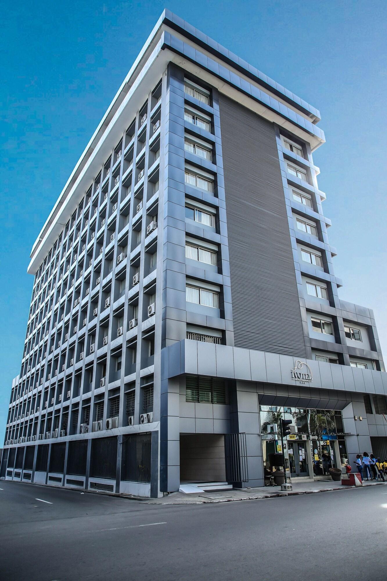 Vista Exterior Ivotel Abidjan