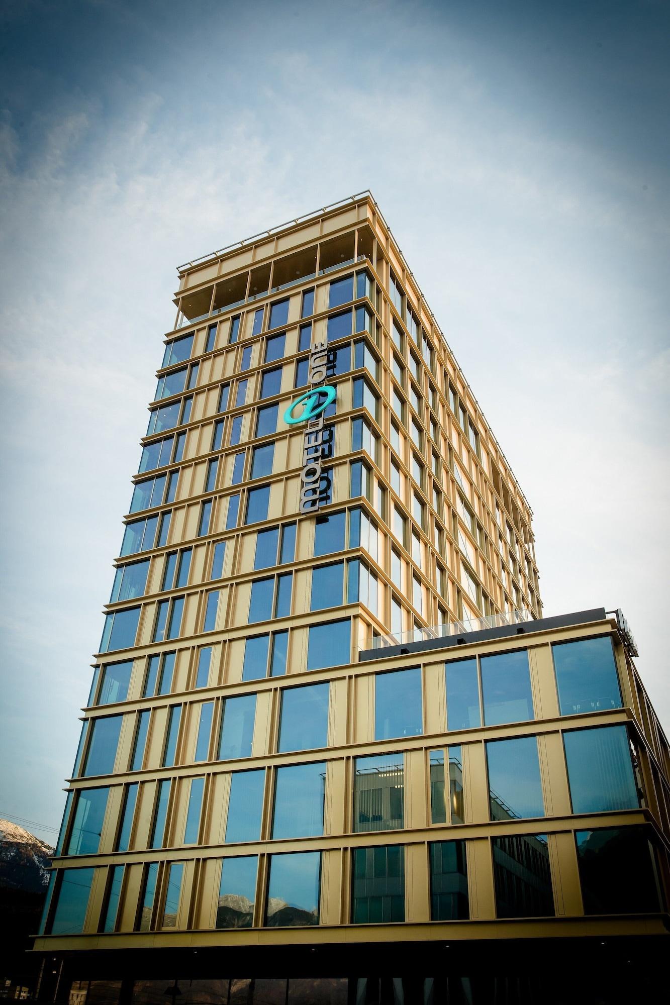 Vista Exterior Motel One Innsbruck