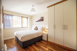 Alquiler Vacacional - Georgian Square Apartments