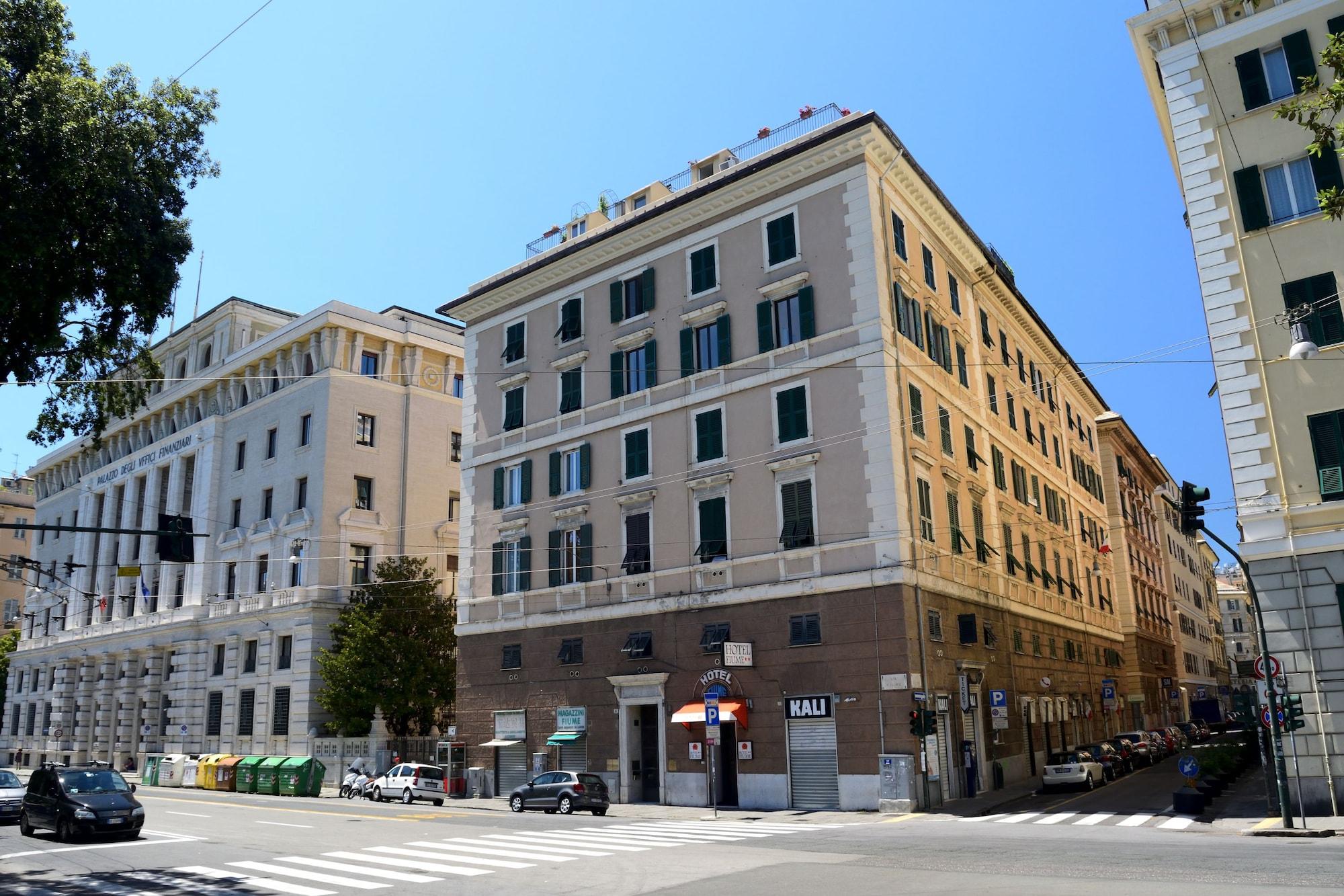 Vista Exterior Hotel Fiume