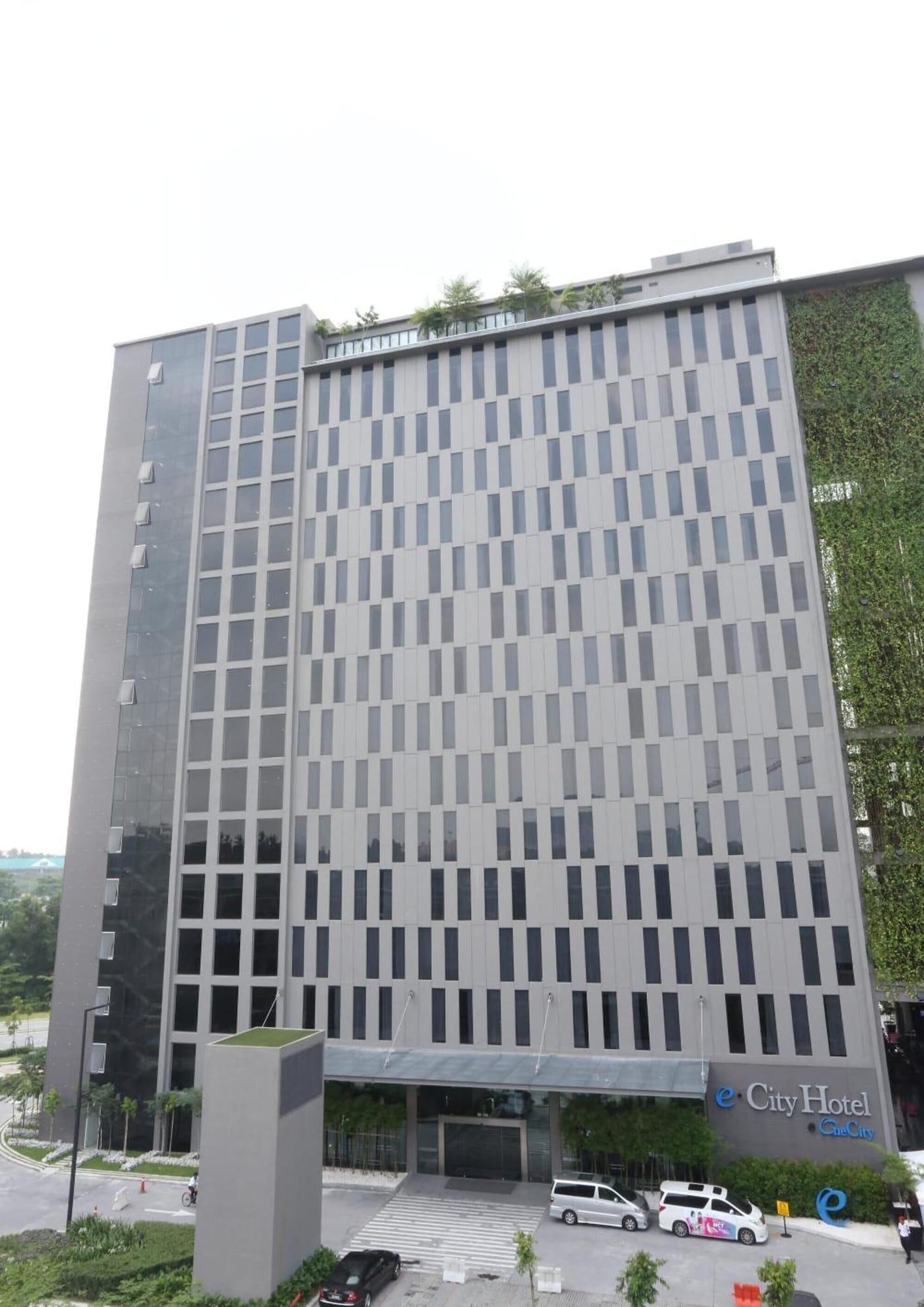 Vista Exterior e.City Hotel at OneCity