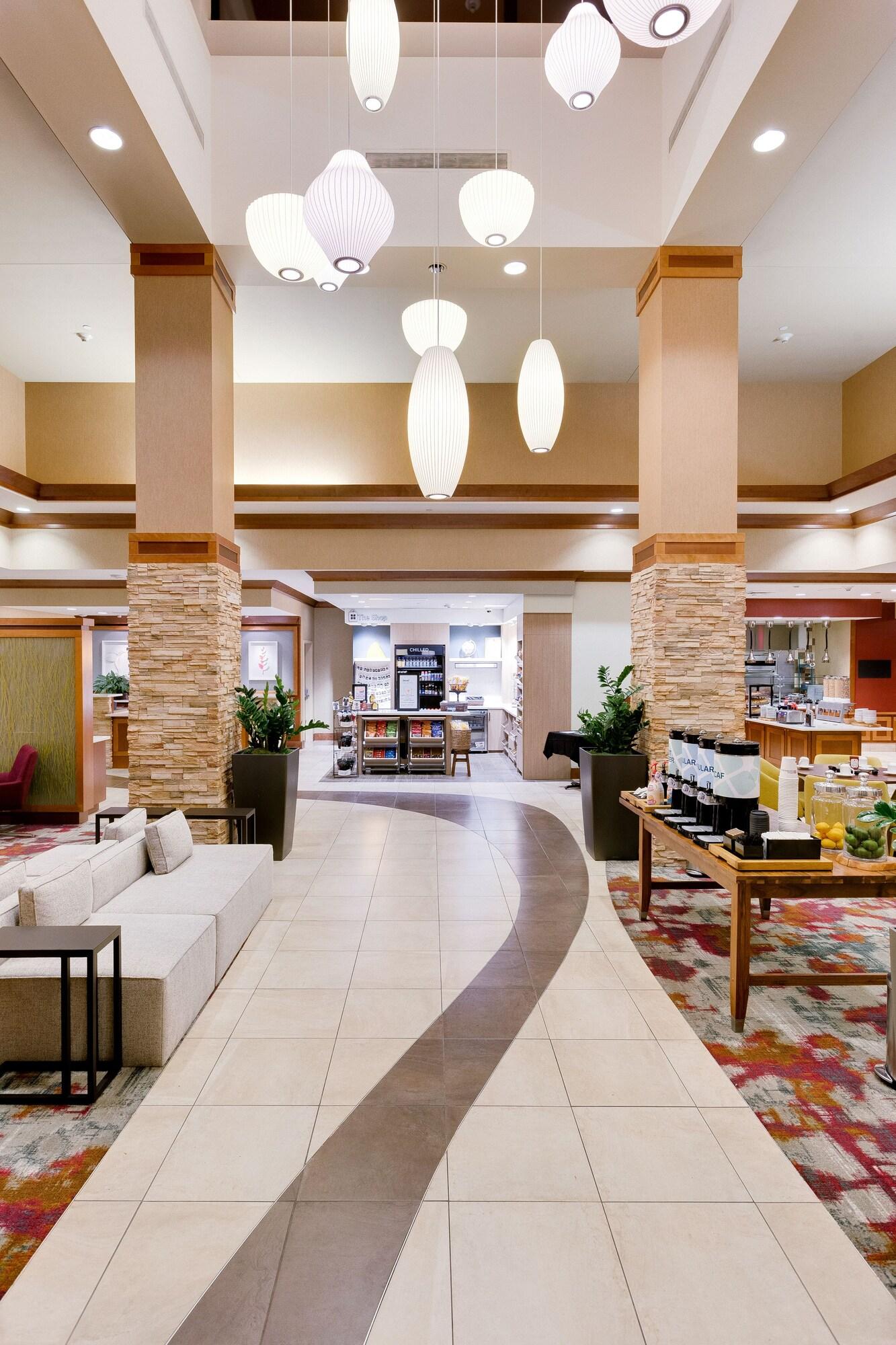 Vista Lobby Hilton Garden Inn Milwaukee Airport