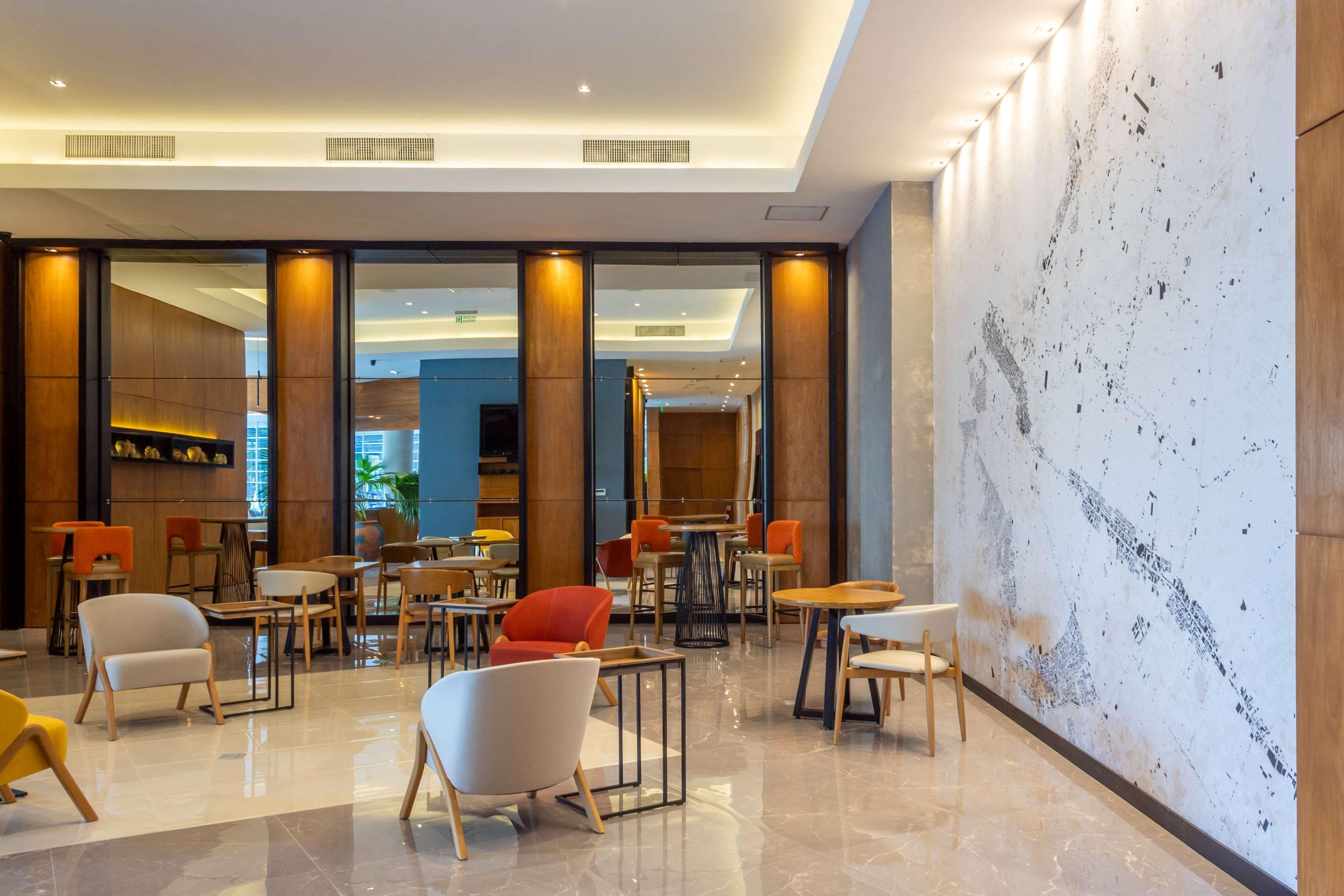 Restaurant Tryp By Wyndham Asuncion