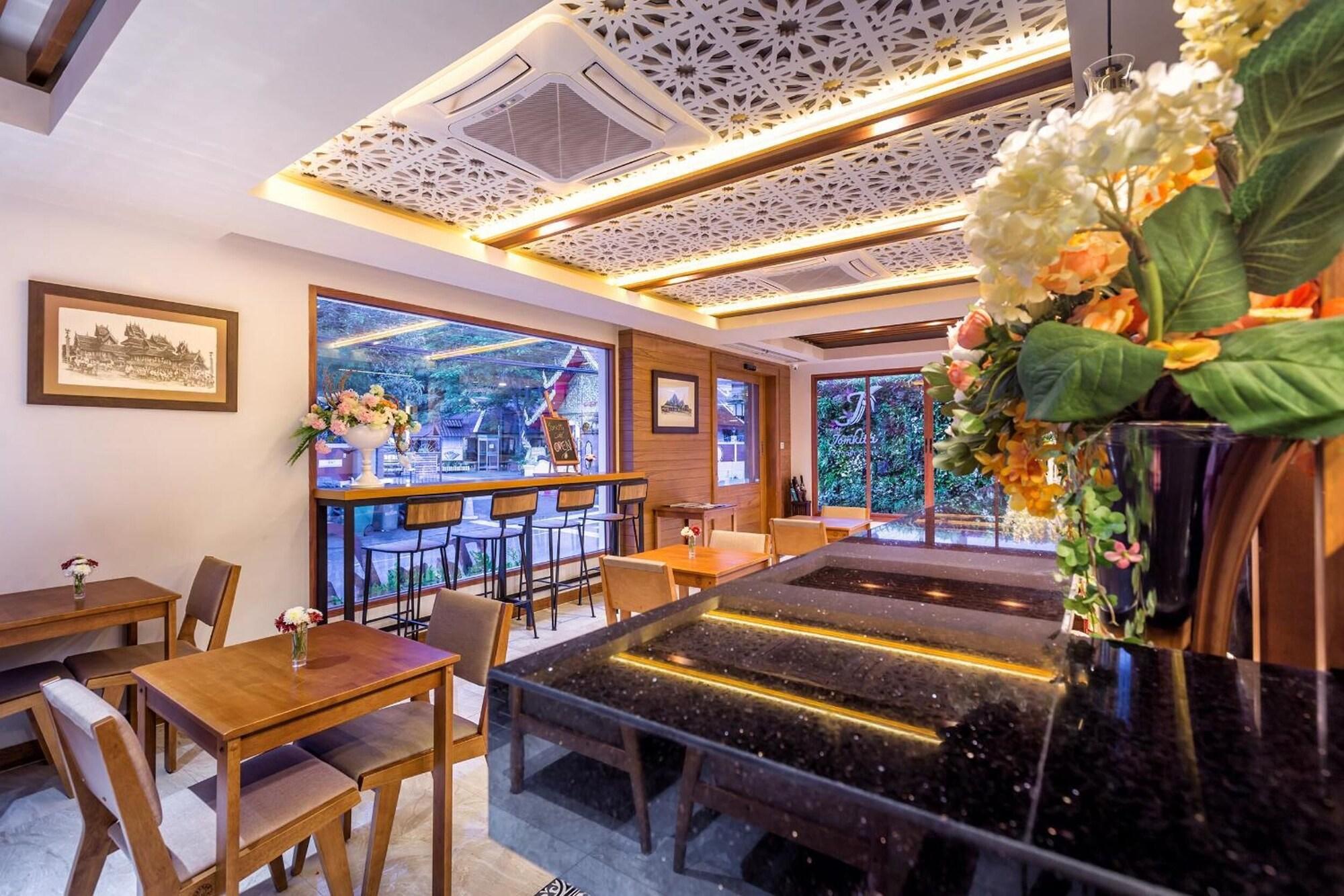 Vista Lobby Jomkitti Boutique Hotel