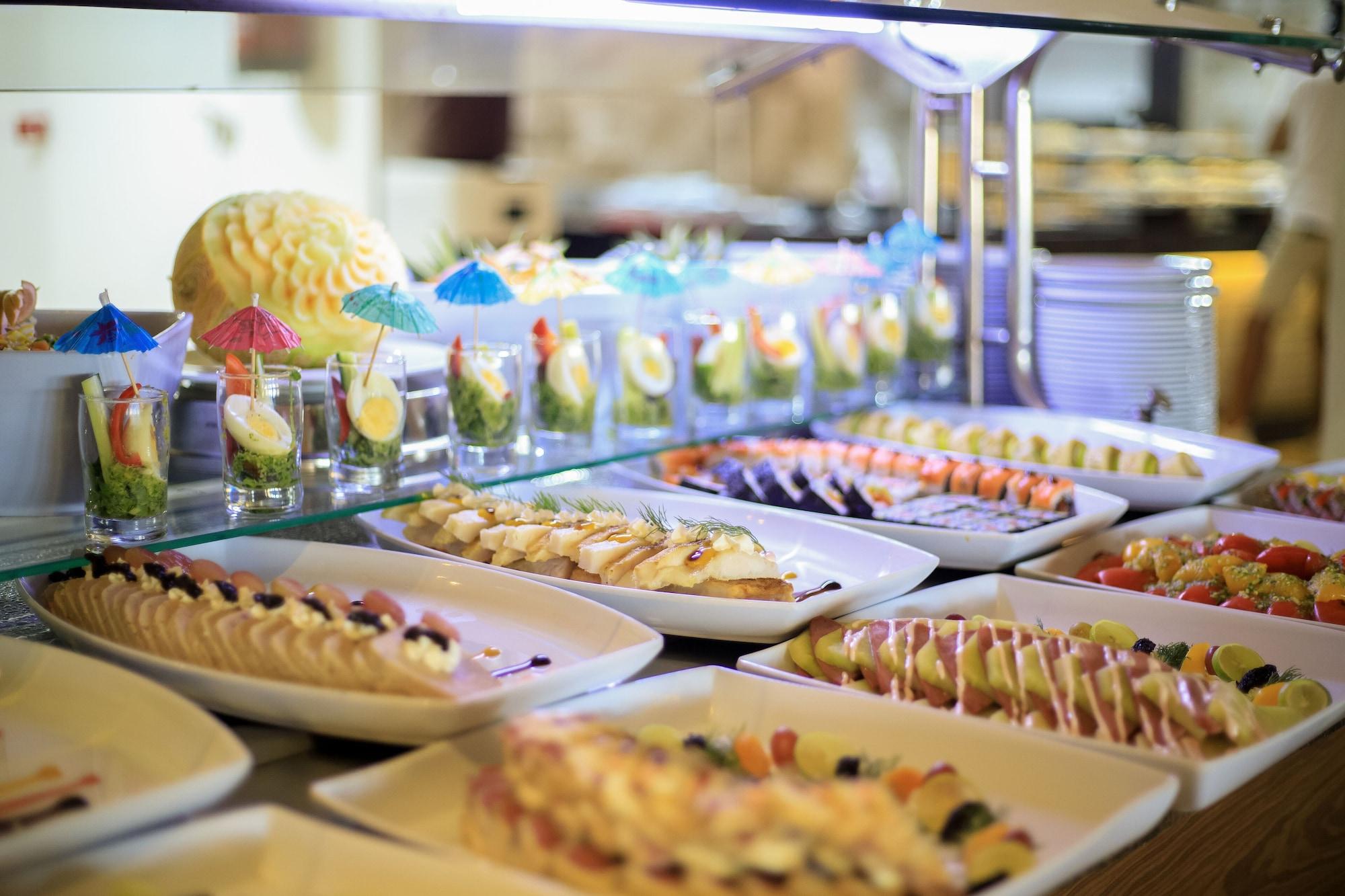 Restaurant Amwaj Beach Club Abu Soma