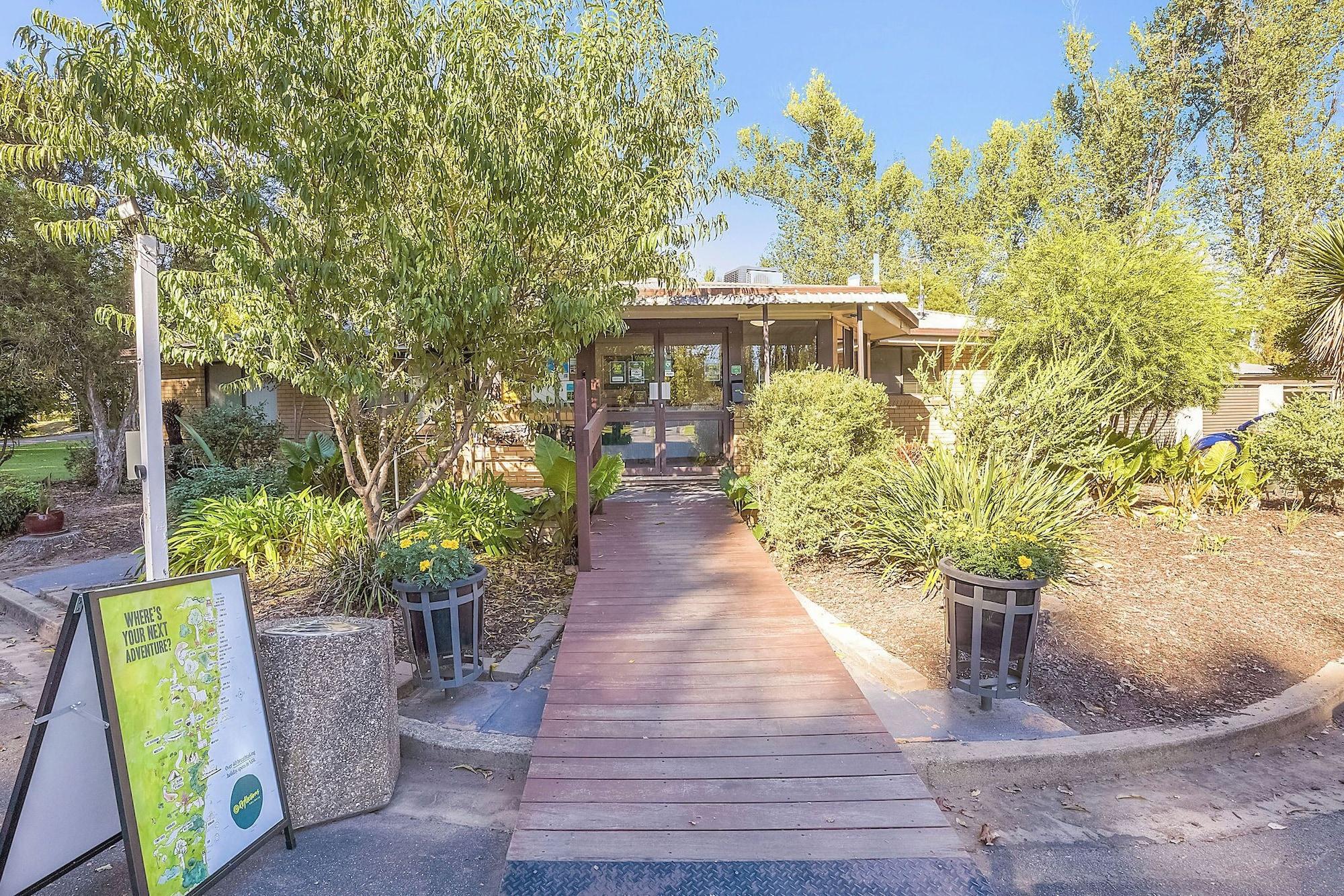 Vista Lobby Reflections Tumut River