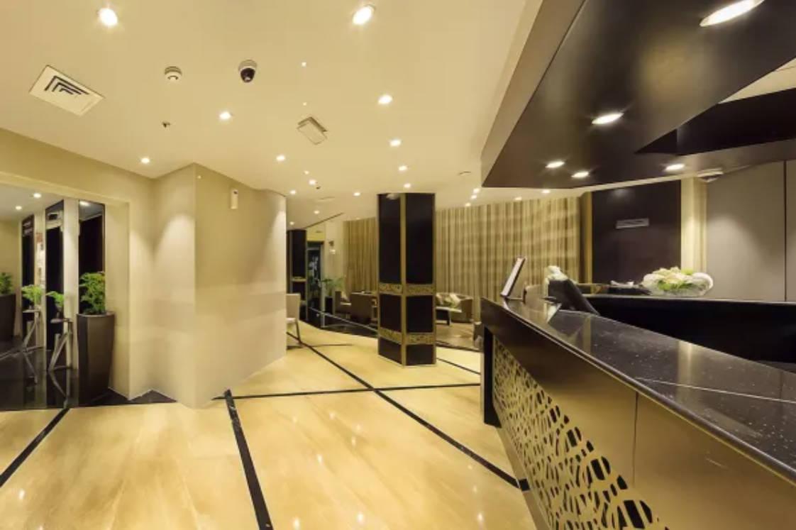 Vista Lobby Lotus Grand Hotel Dubai