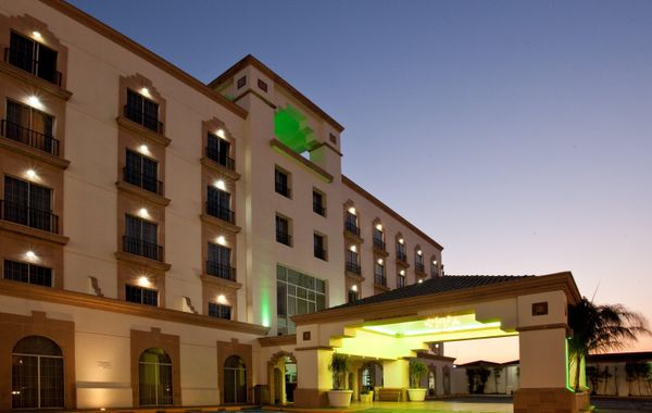 Holiday Inn Leon by IHG