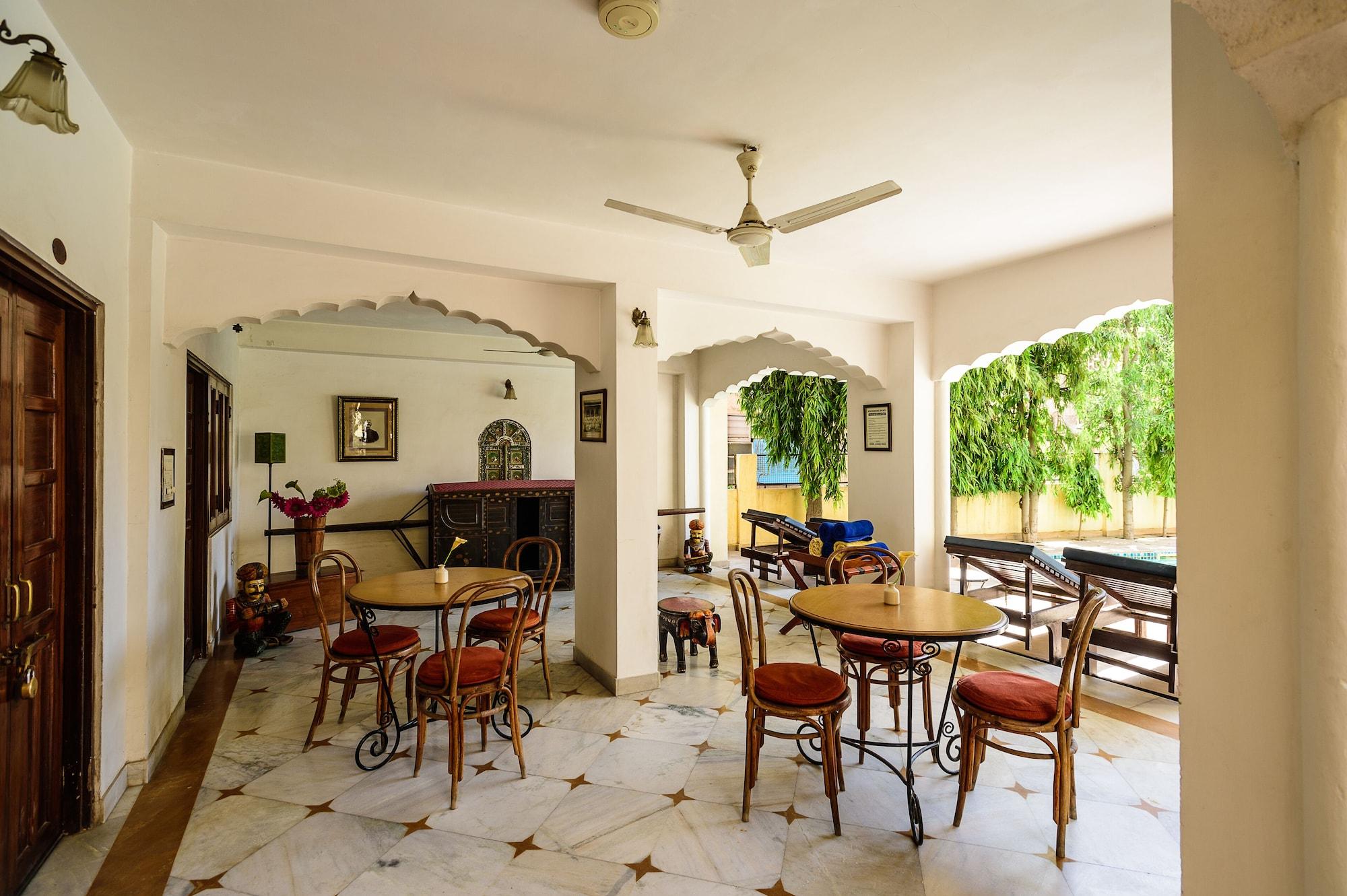 Vista Lobby Dera Rawatsar - Heritage Hotel