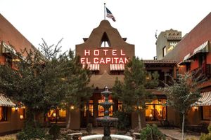 Alojamiento - Hotel El Capitan