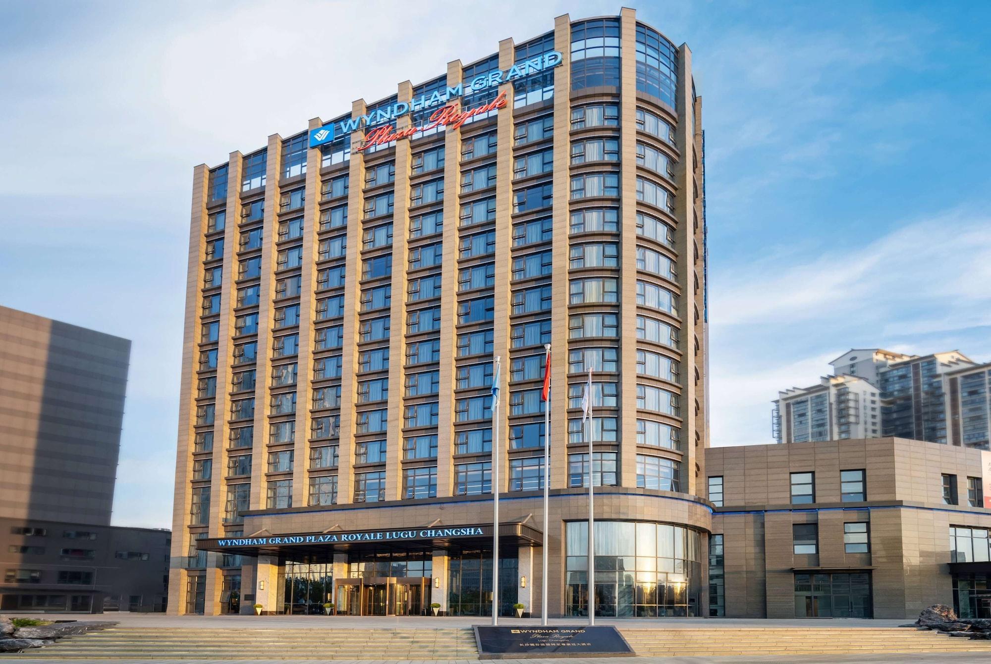 Vista Exterior Wyndham Grand Plaza Royale Lugu Changsha