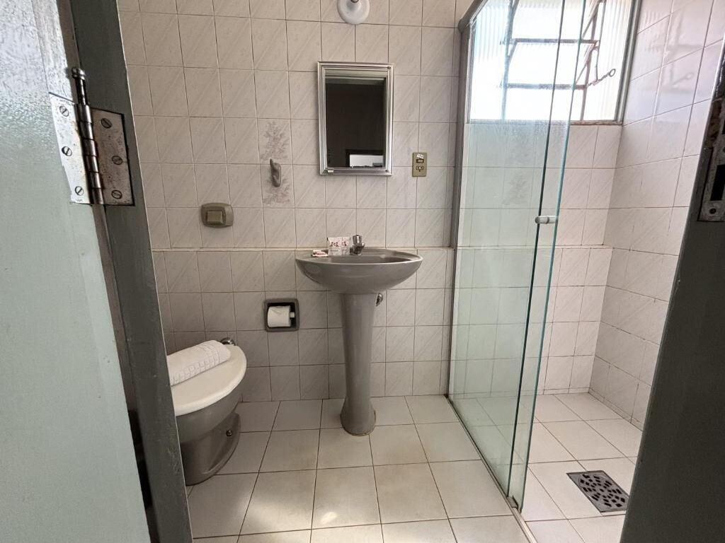 Equipamiento de Habitación Hotel Carlton Imbiara Express