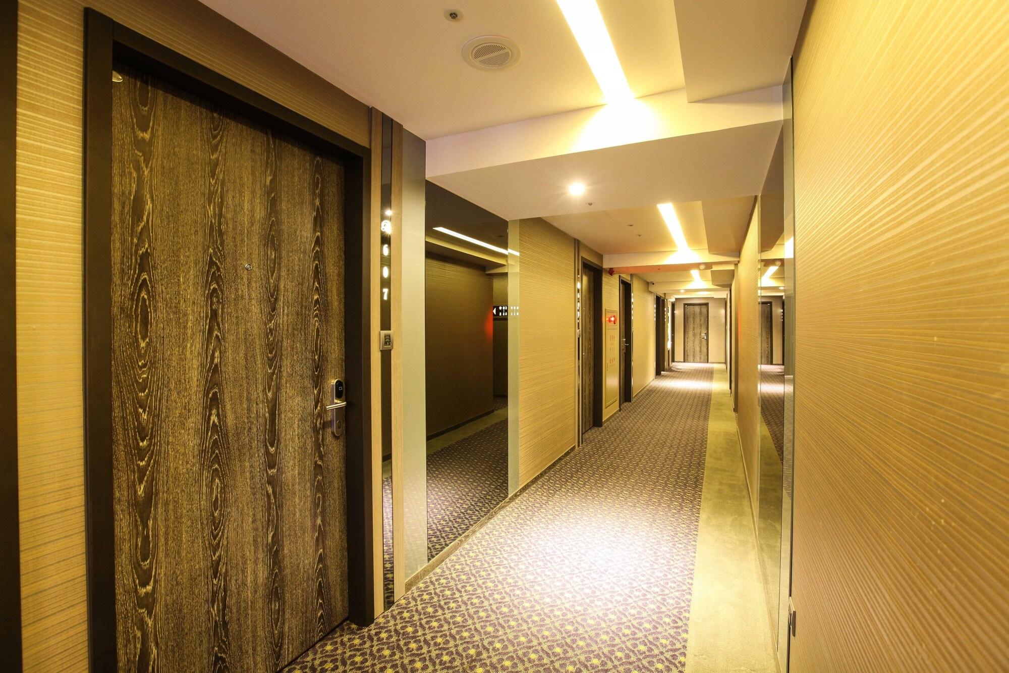 Comodidades del Alojamiento Beauty Hotels Taipei - Hotel Bnight