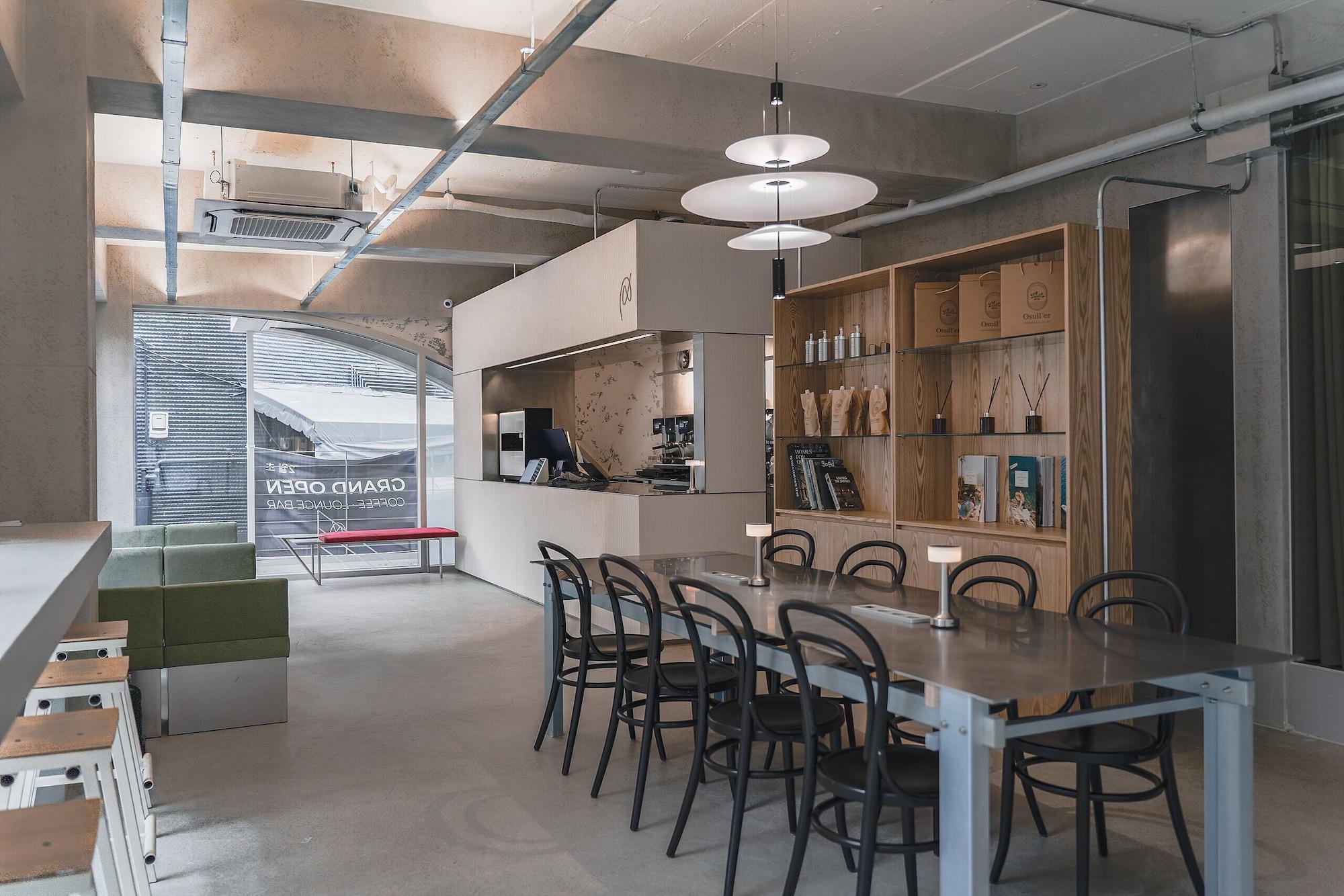 Restaurant Hostel at Gangnam