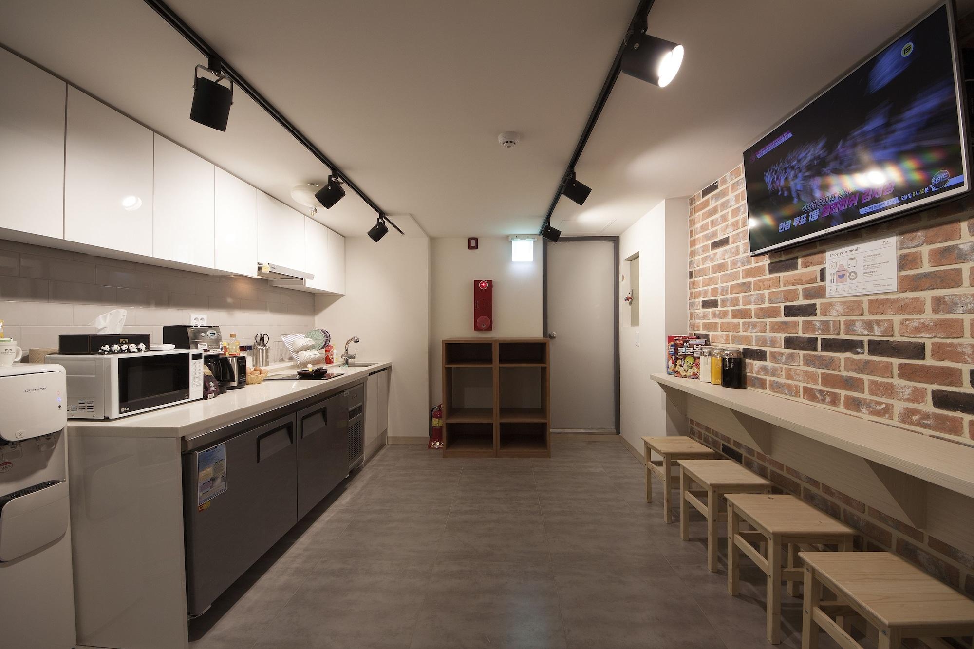 Restaurant K-Grand Hotel Myeongdong