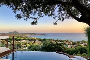 Alquiler Vacacional - Campulongu, villa with panoramic swimming pool 350 meters from the sea