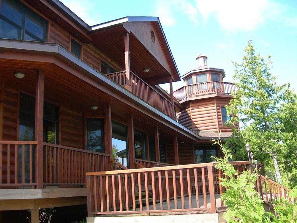 Varios Ninemile Point B&B Inn
