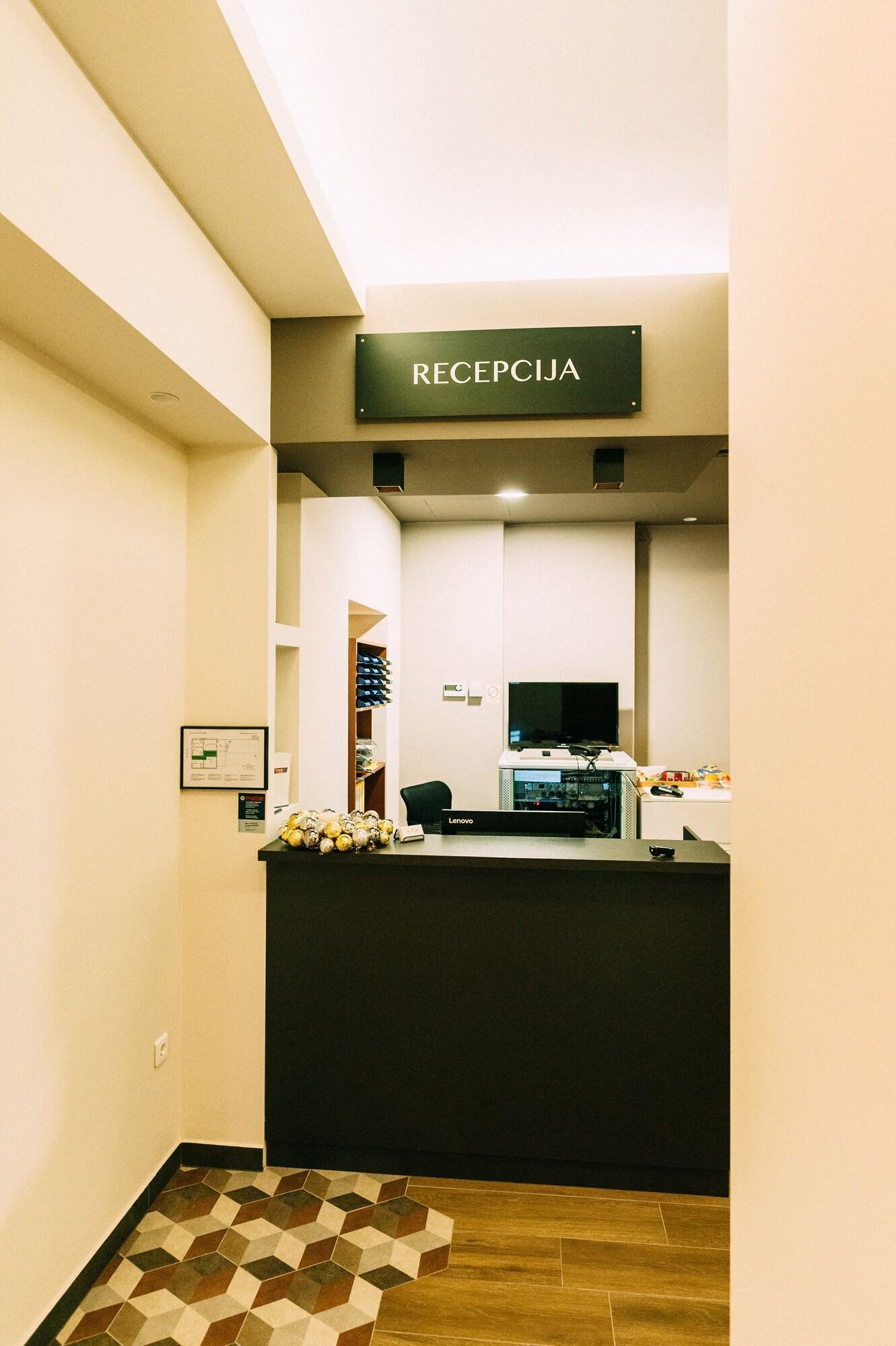 Instalaciones Recreativas Hotel Sundial
