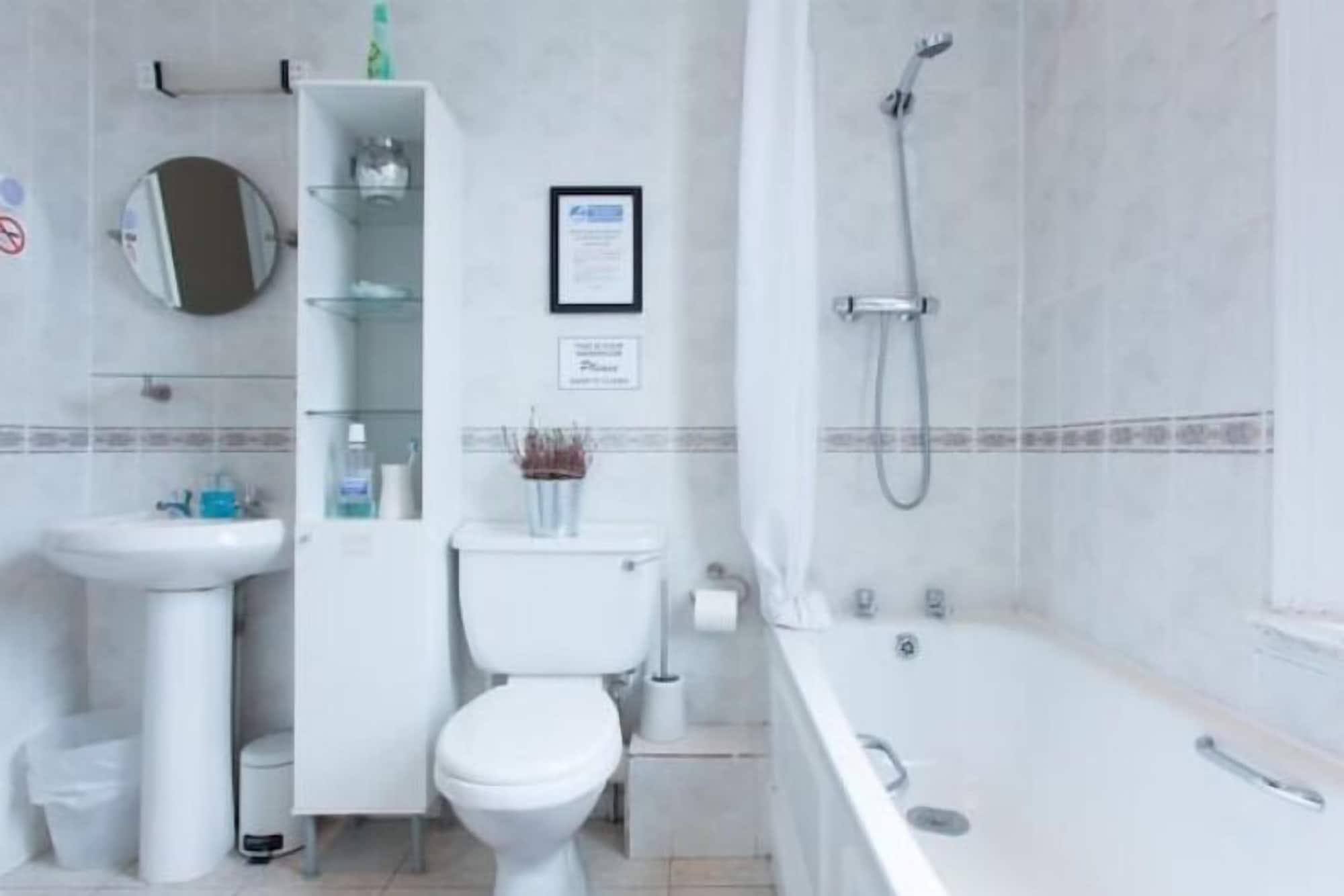 Equipamiento de Habitación Home2Home-Rooms