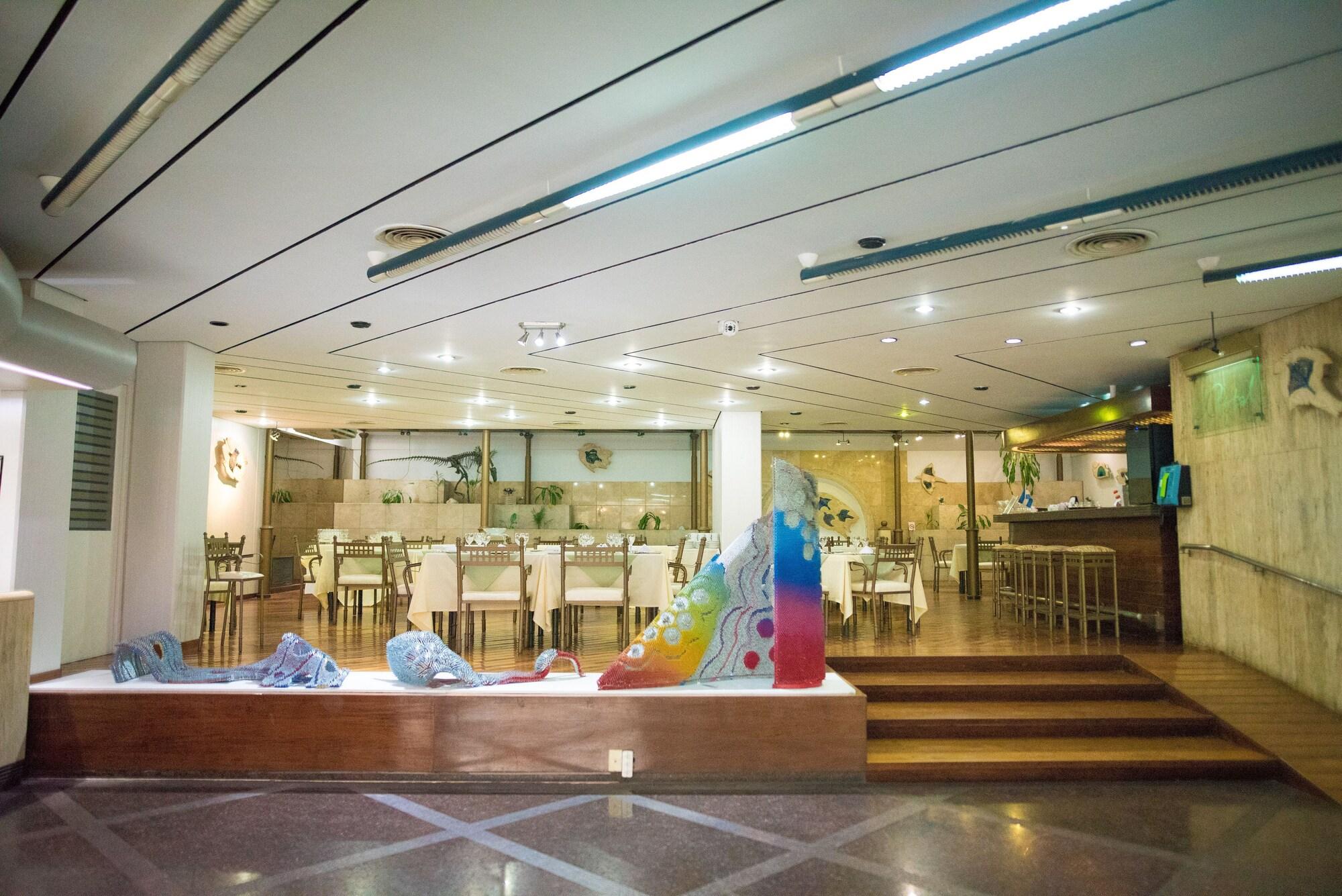 Vista Lobby Hotel Alkazar