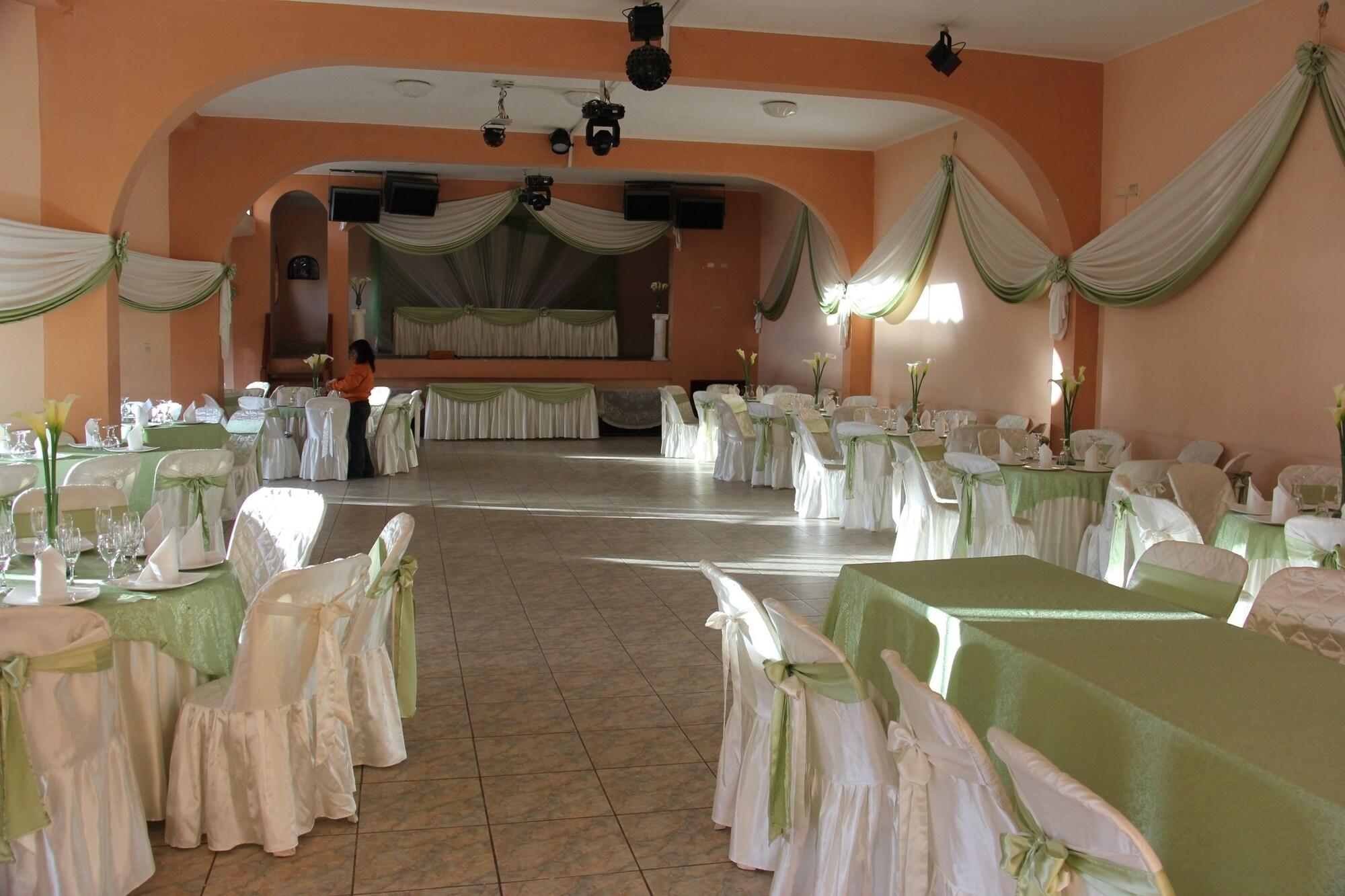 Salón de Baile La Mansion Casa Hotel