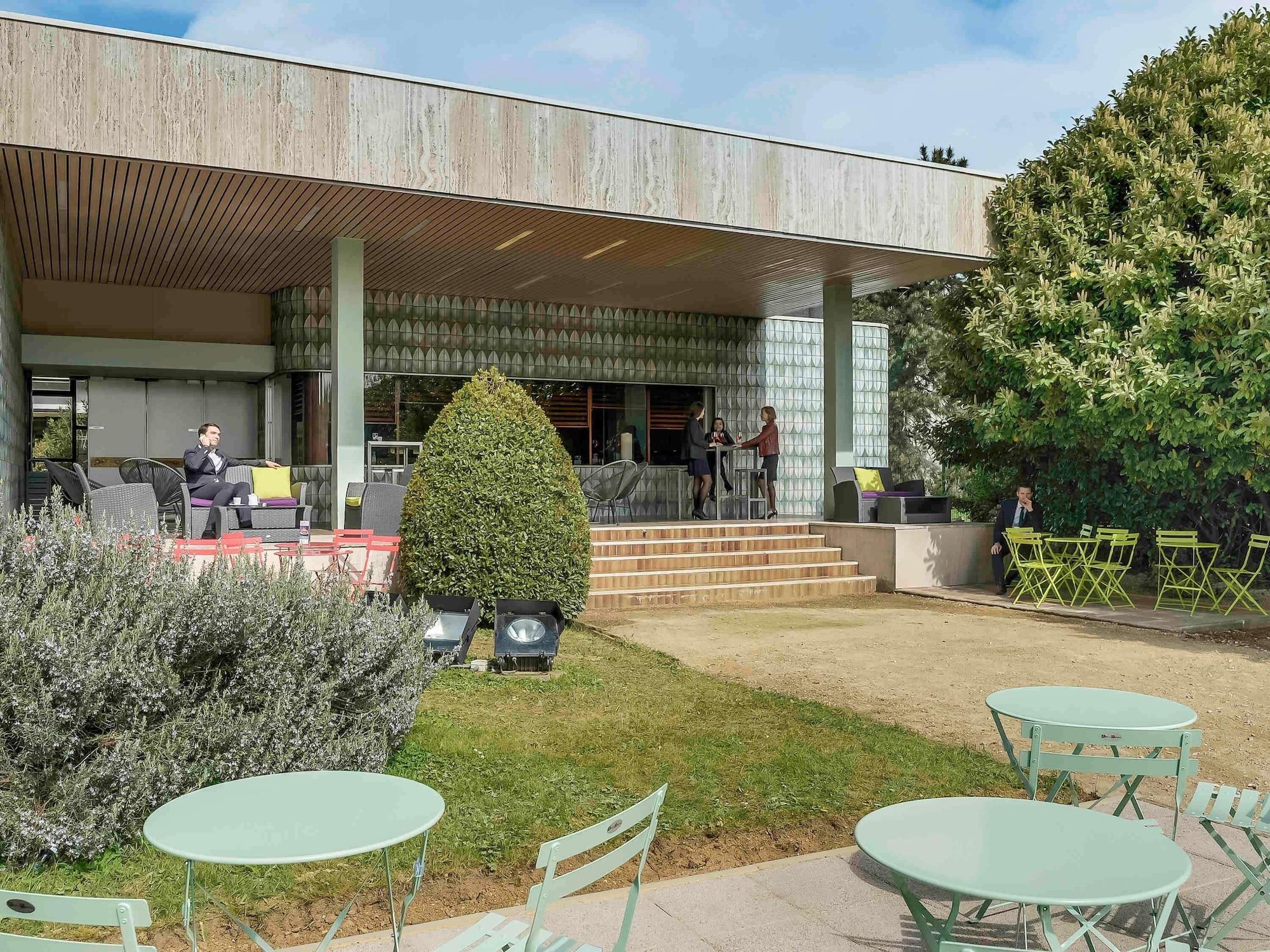 Bar/Salón Mercure Paris Orly Rungis Aéroport