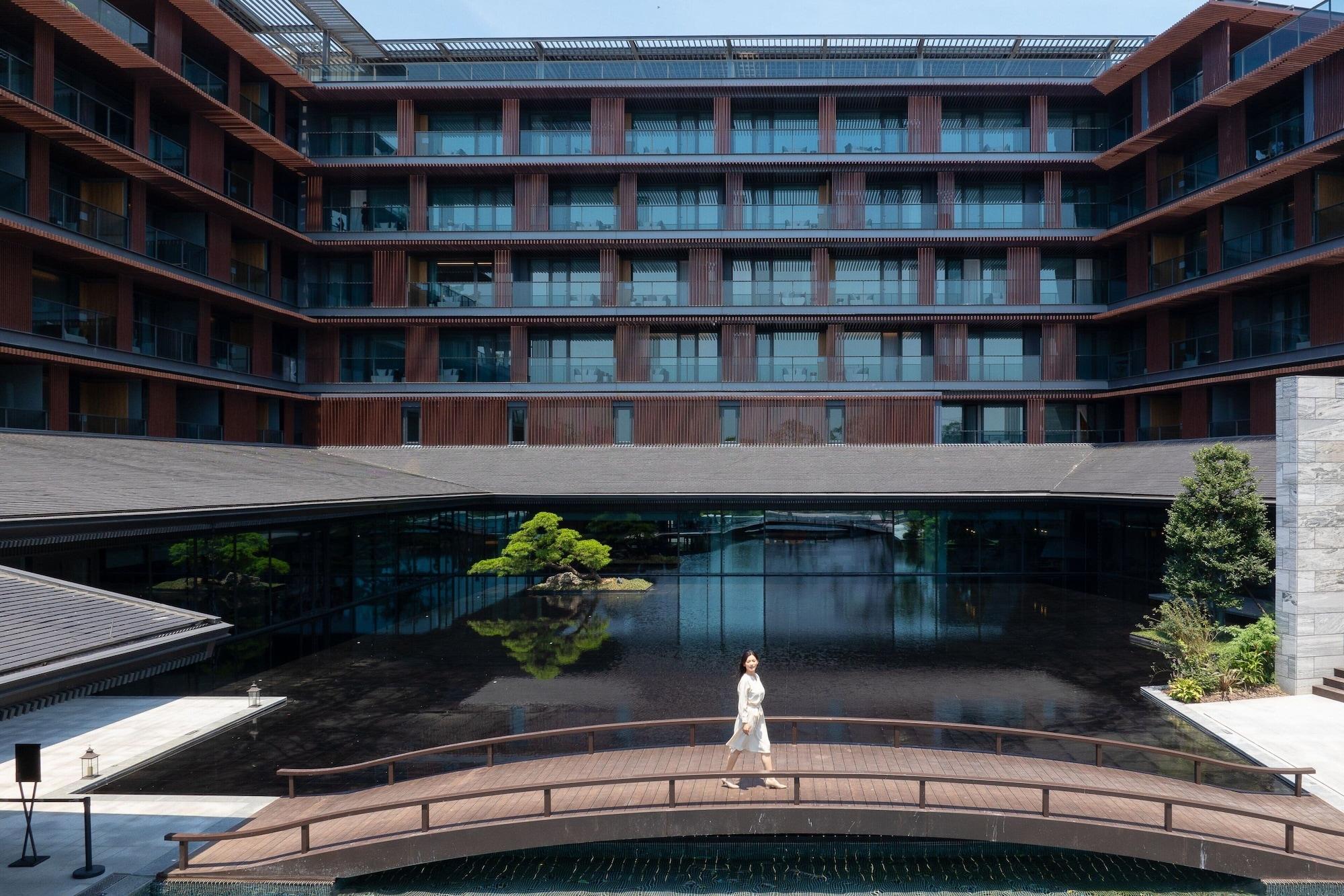 Vista Exterior Courtyard by Marriott Changzhou China