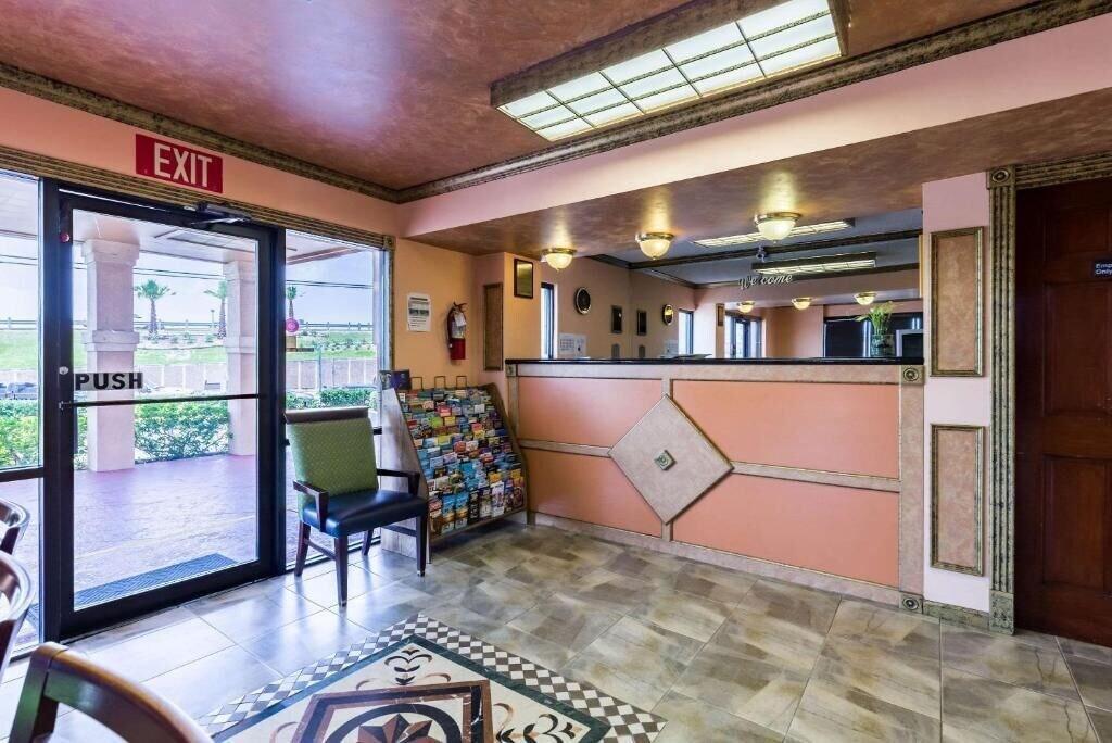 Vista Lobby The Residency Inn