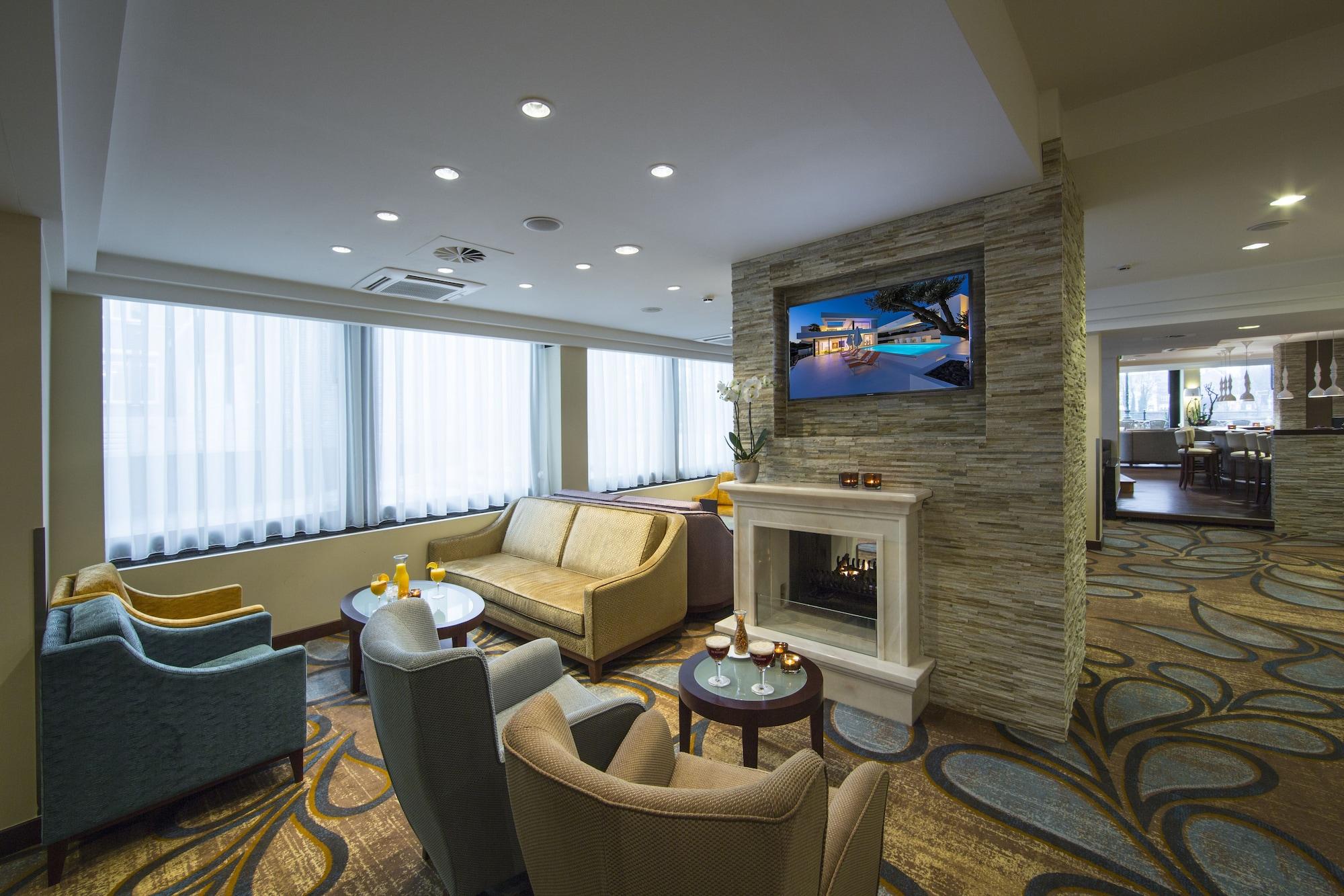 Vista Lobby Crowne Plaza Maastricht by IHG