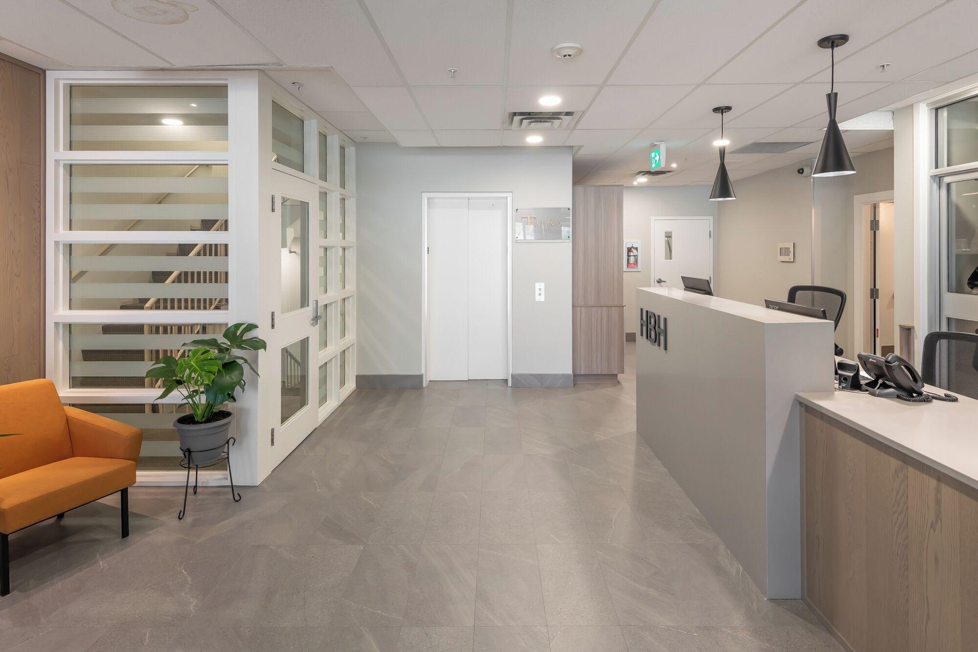 Vista Lobby Harrison Beach Hotel