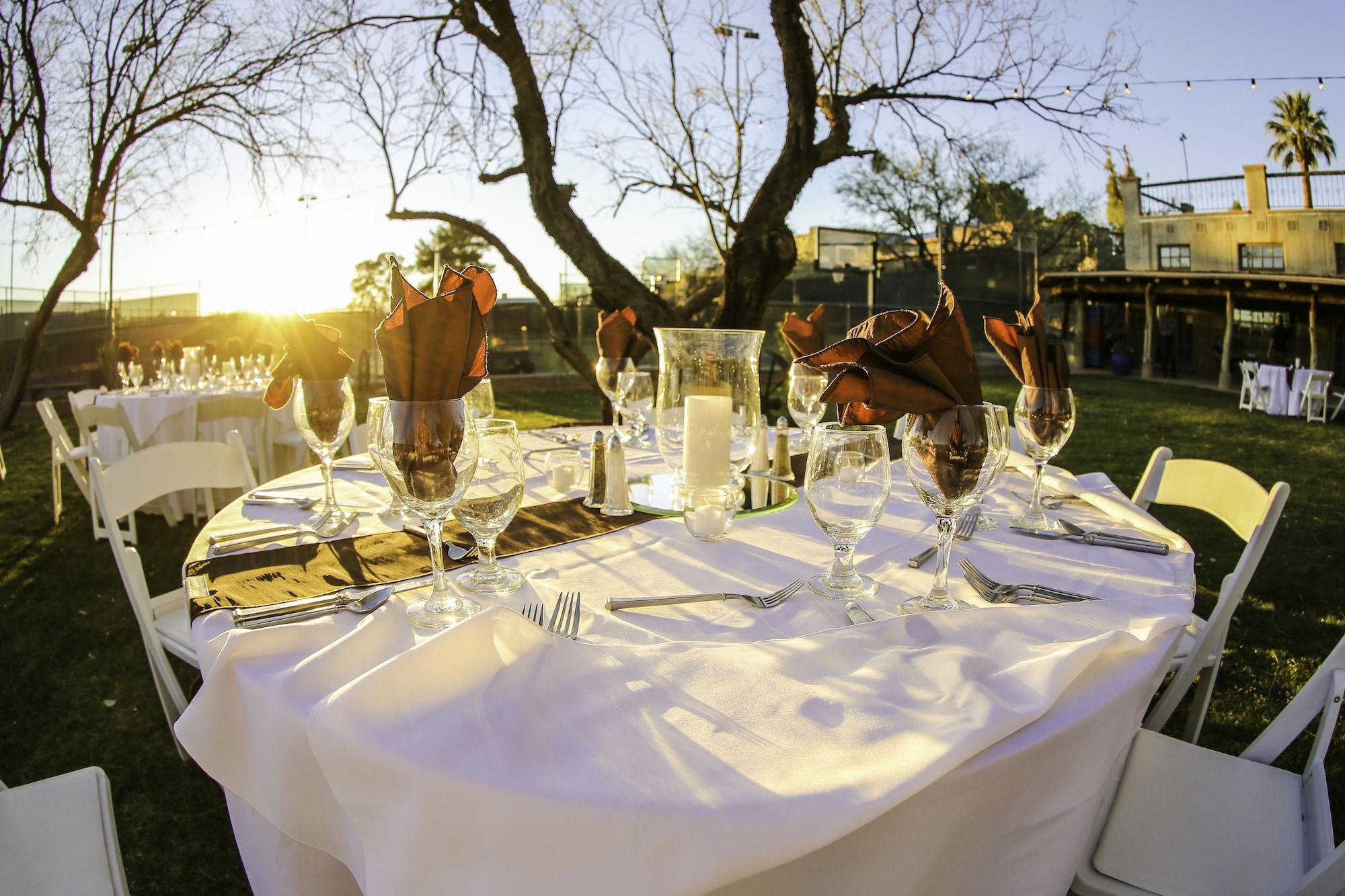 Restaurant Tanque Verde Ranch