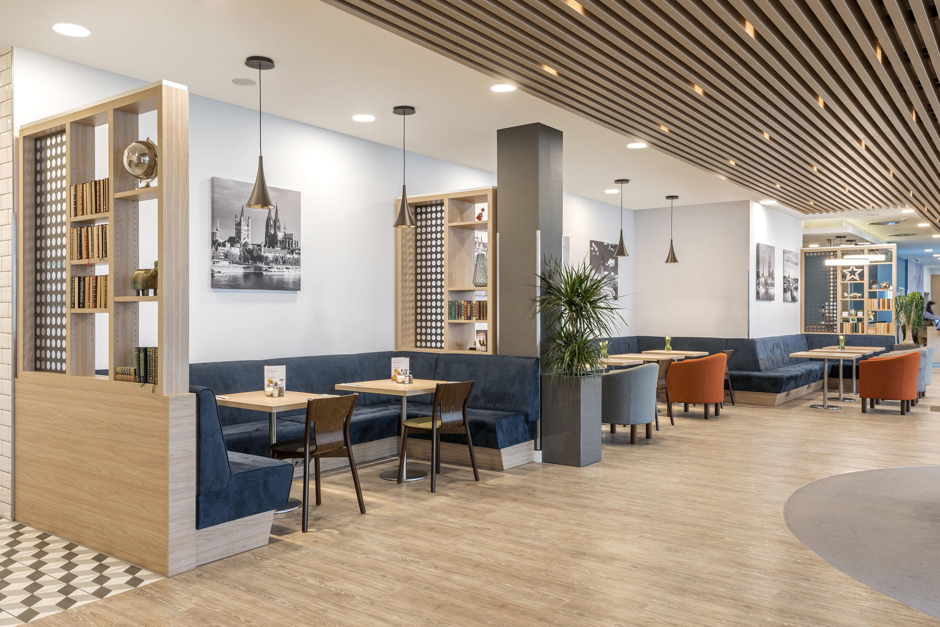 Restaurant Premier Inn Köln City Süd